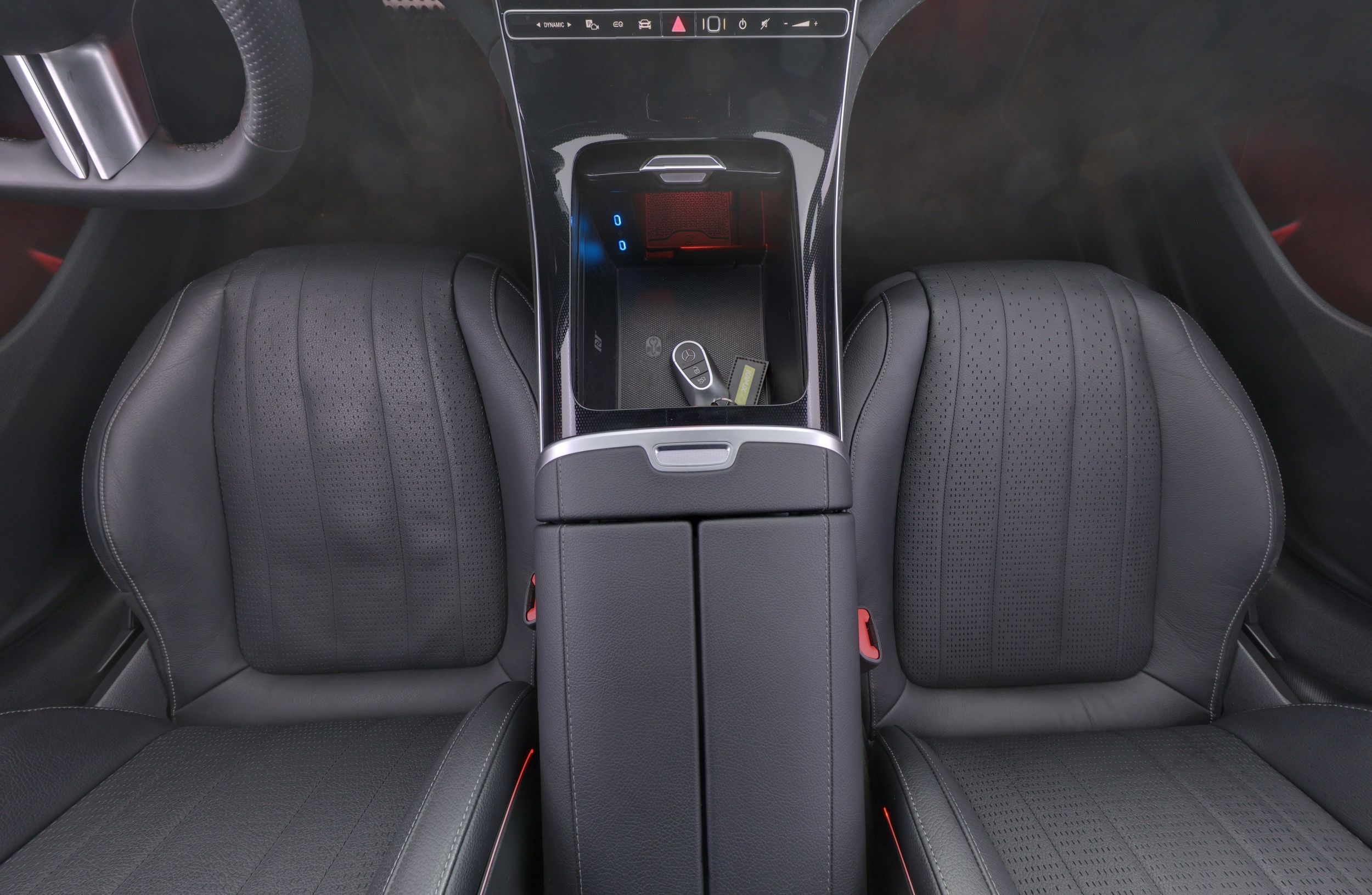 Mercedes-Benz EQE 2025