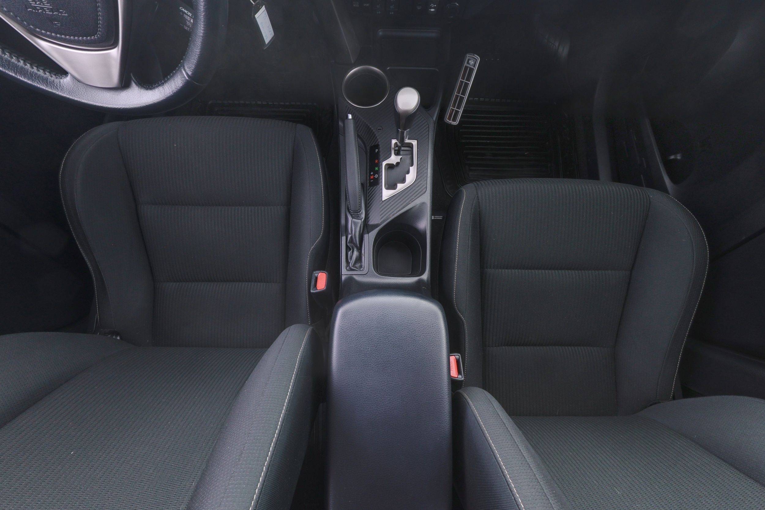 Toyota RAV4 2015