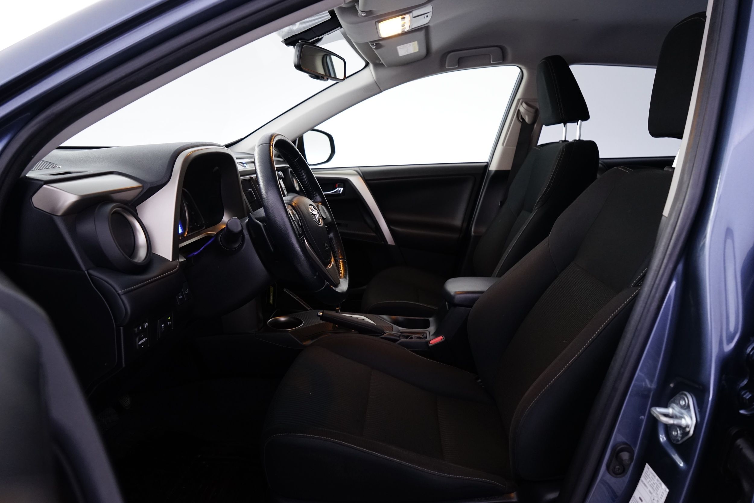 Toyota RAV4 2015