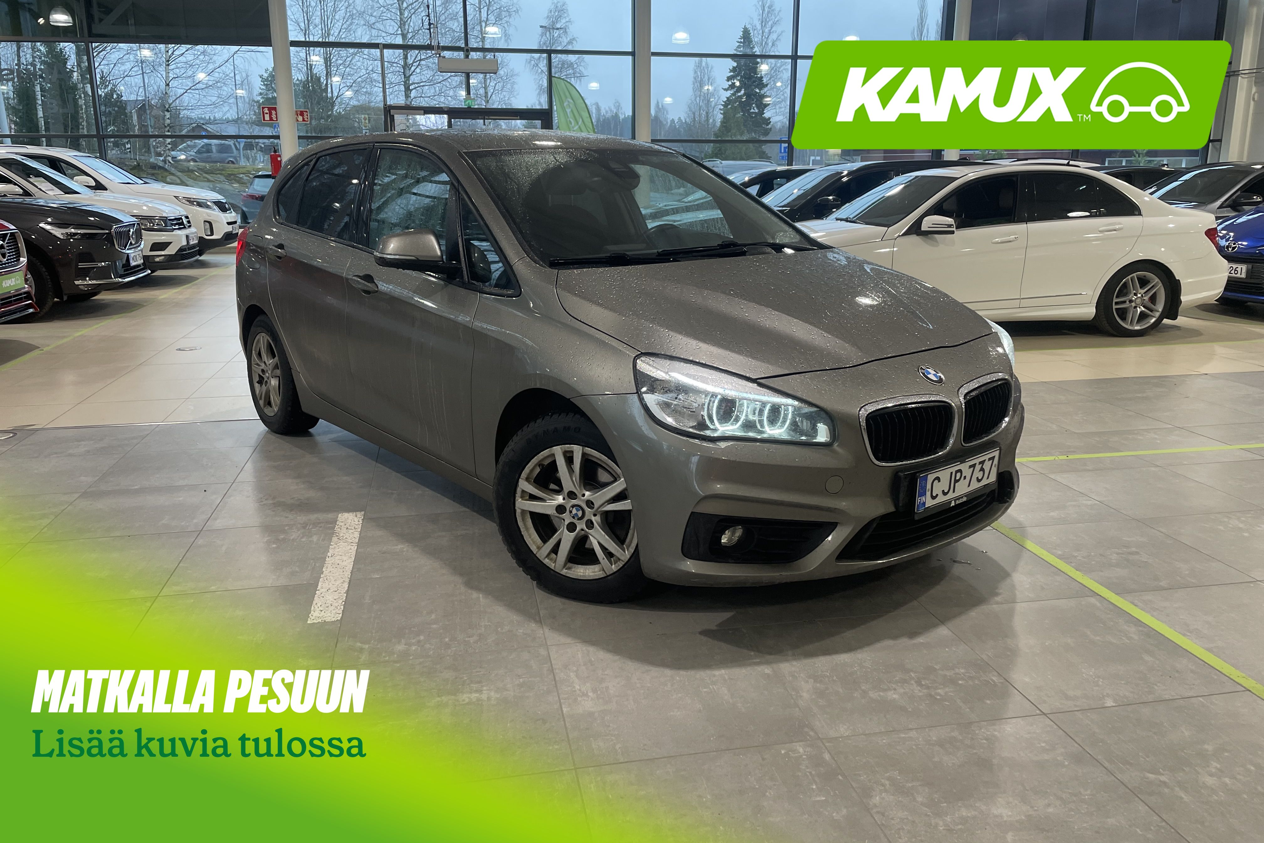 BMW 218 2015
