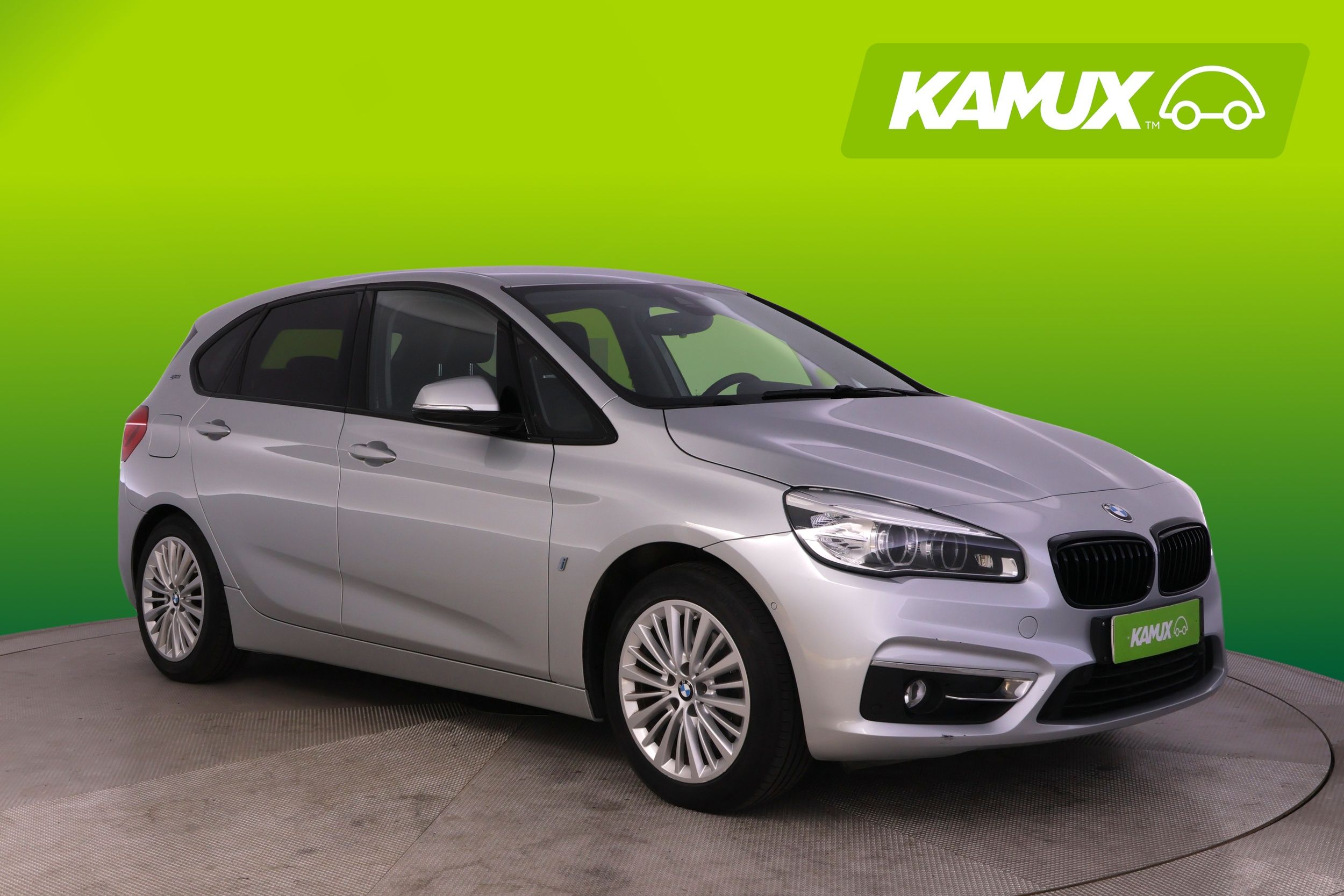 BMW 225 2017