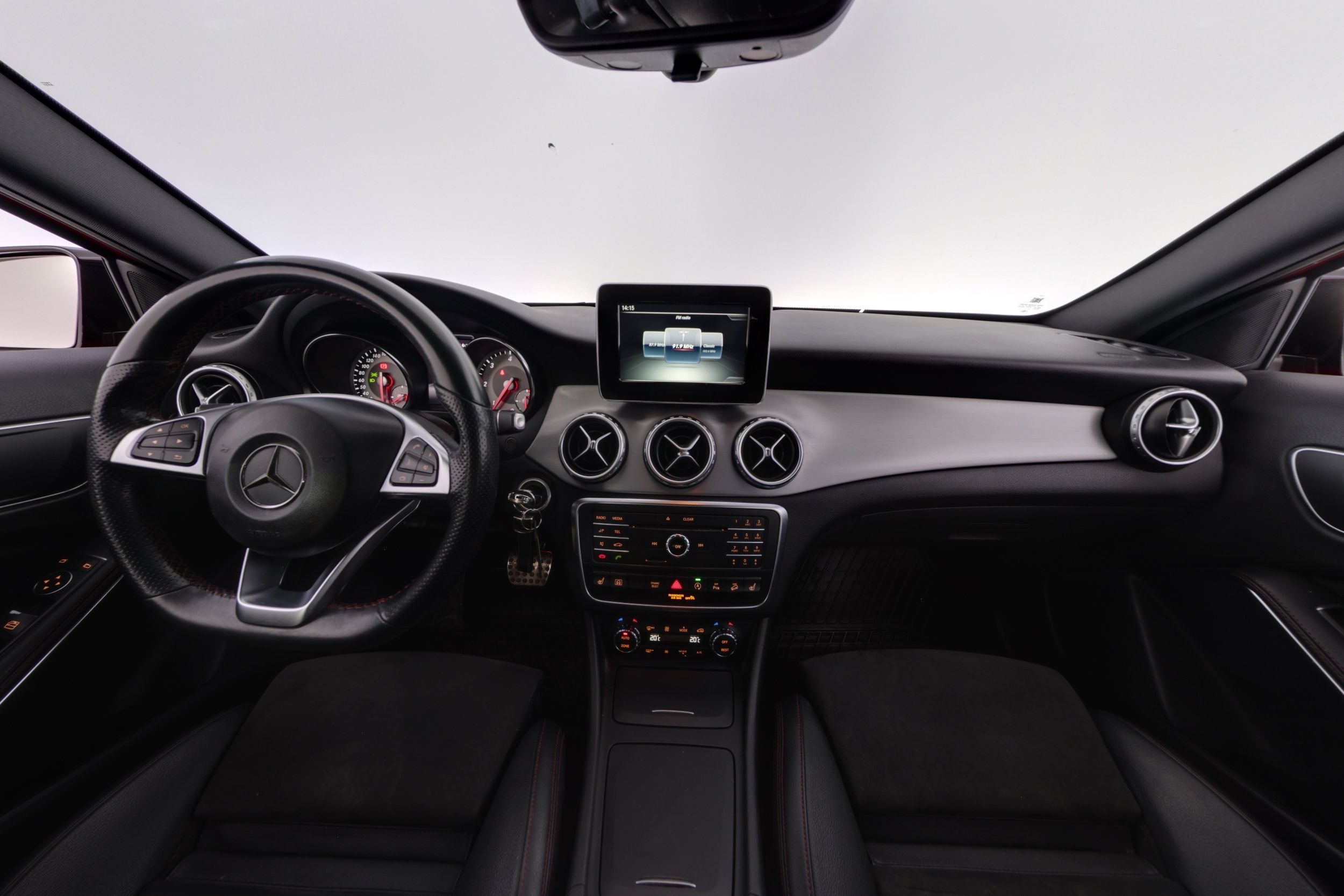 Mercedes-Benz GLA 2016