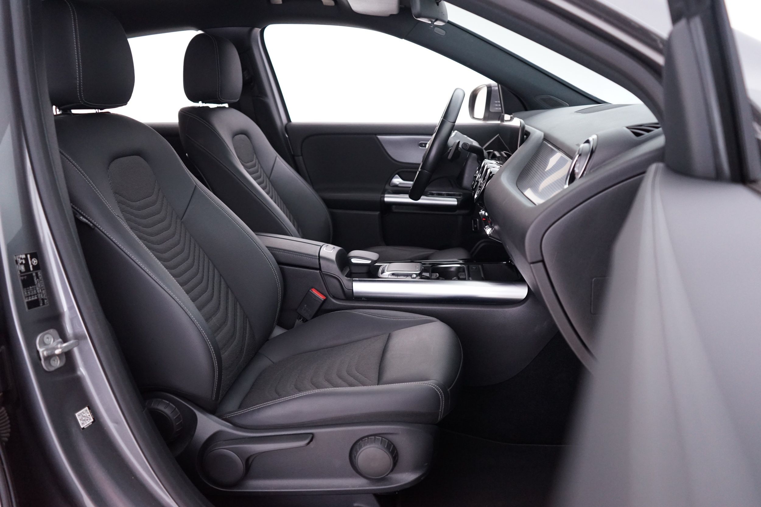 Mercedes-Benz GLA 2023