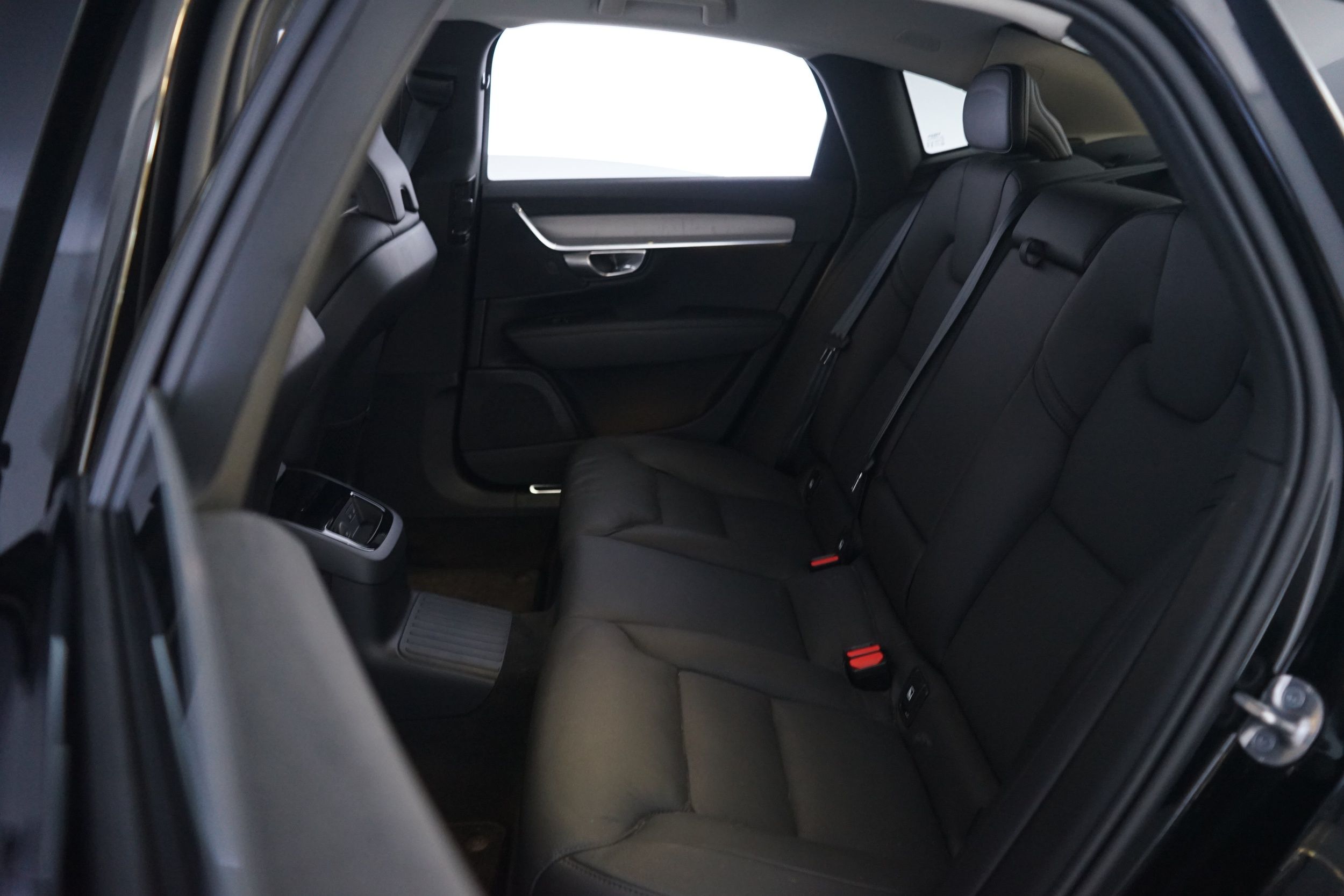 Volvo S90 2023