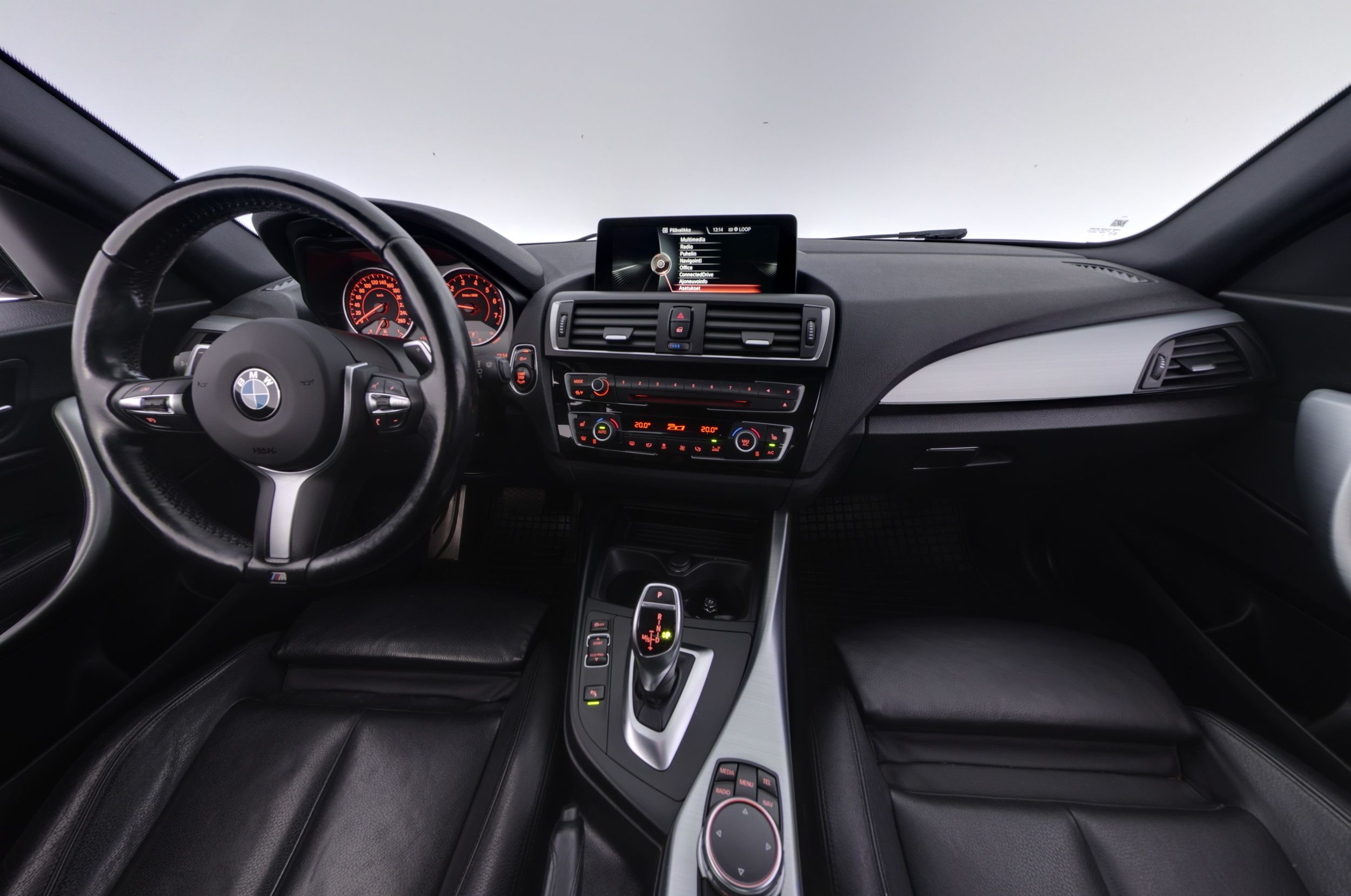 BMW 220 2016