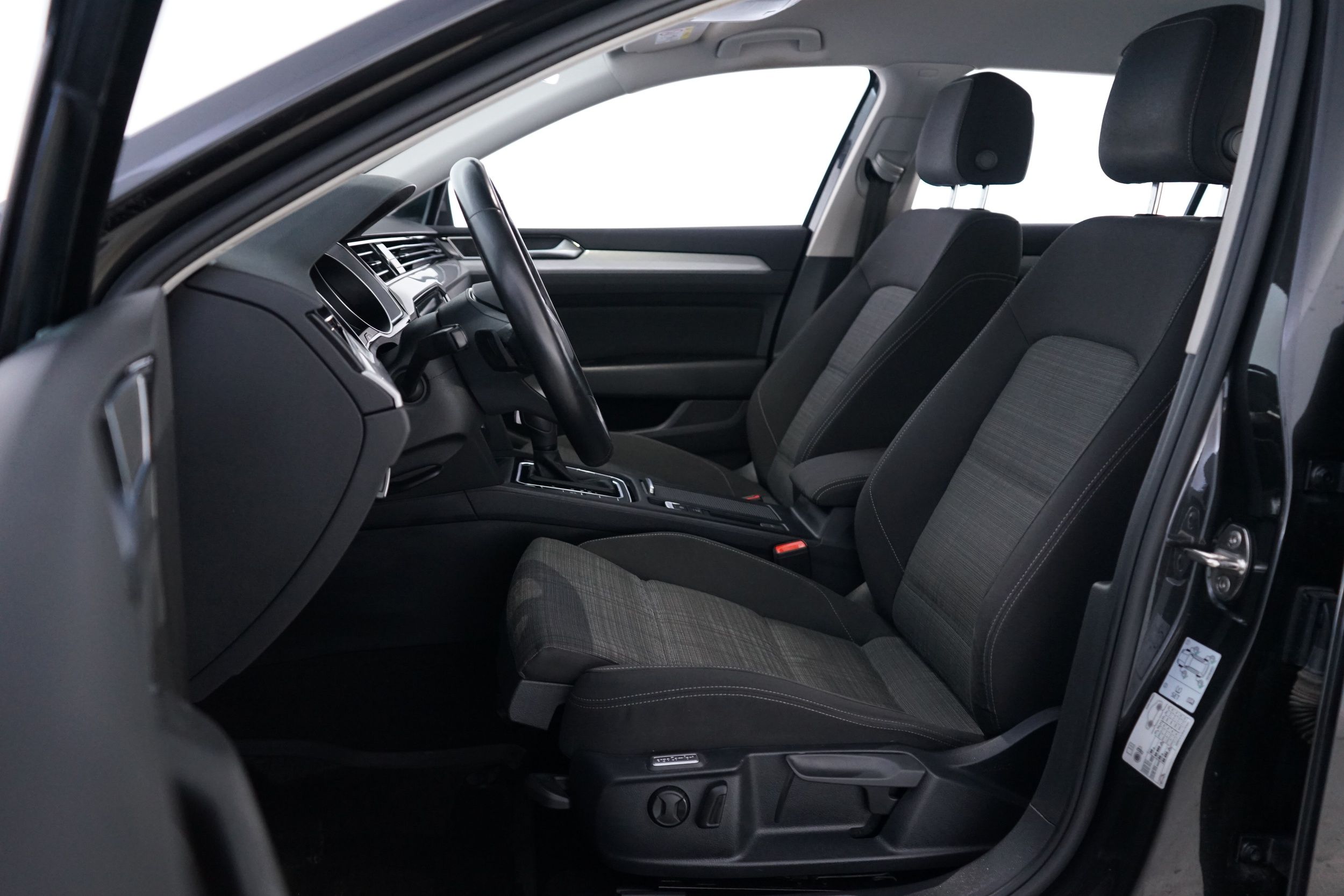 Volkswagen Passat 2021
