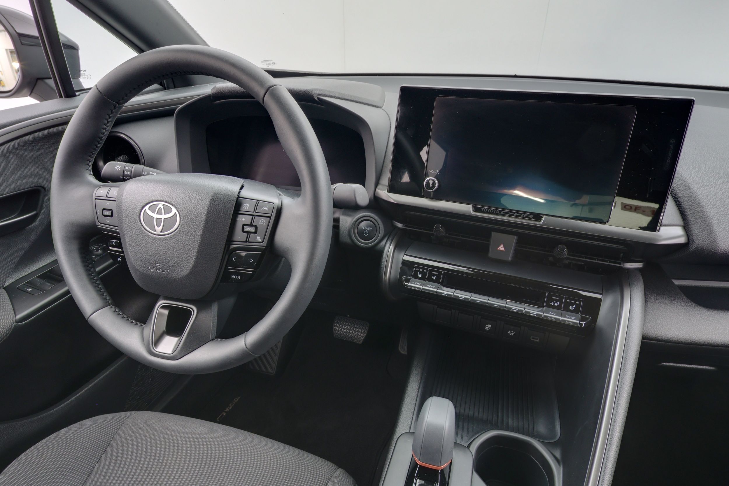 Toyota C-HR 2025