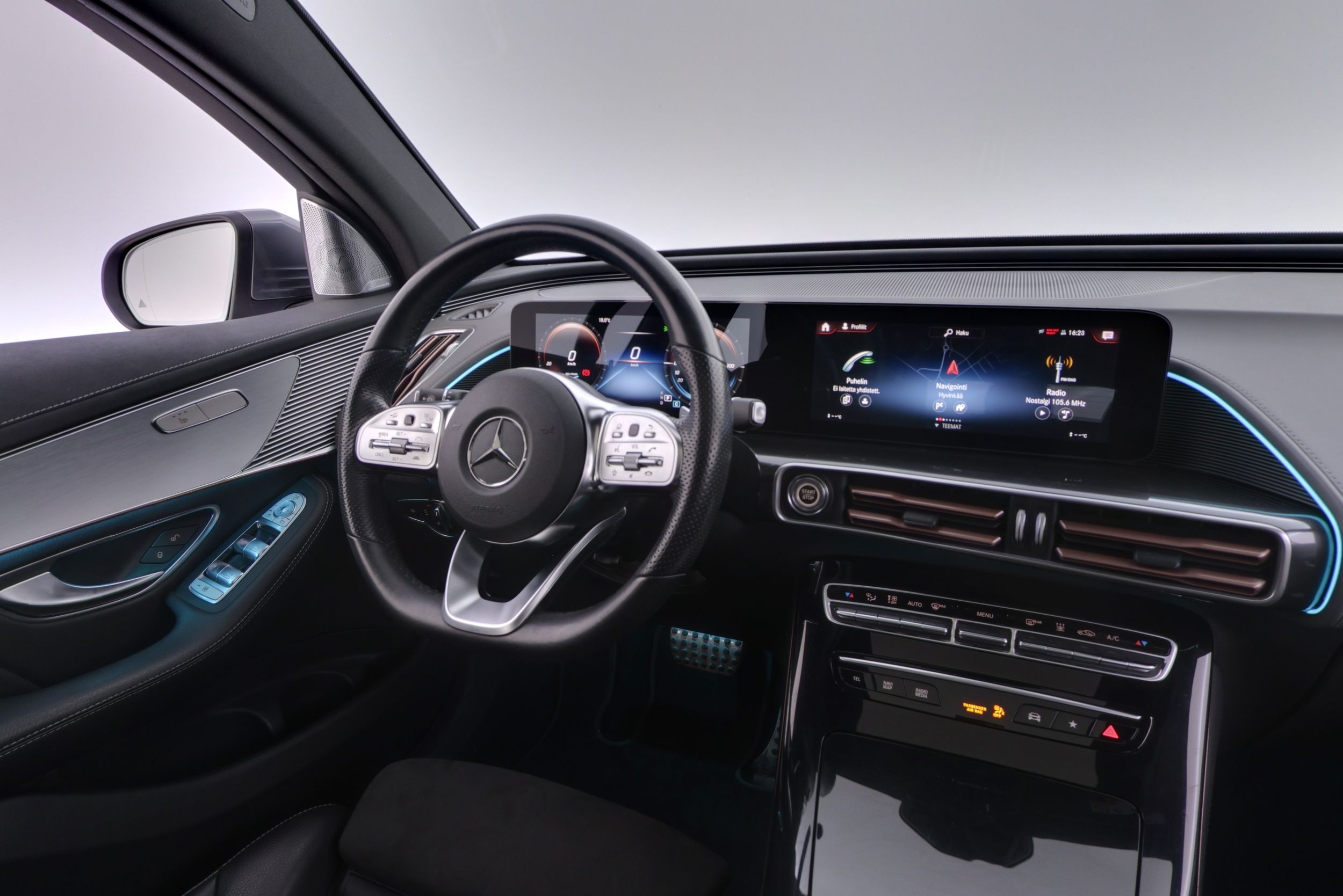 Mercedes-Benz EQC 2021