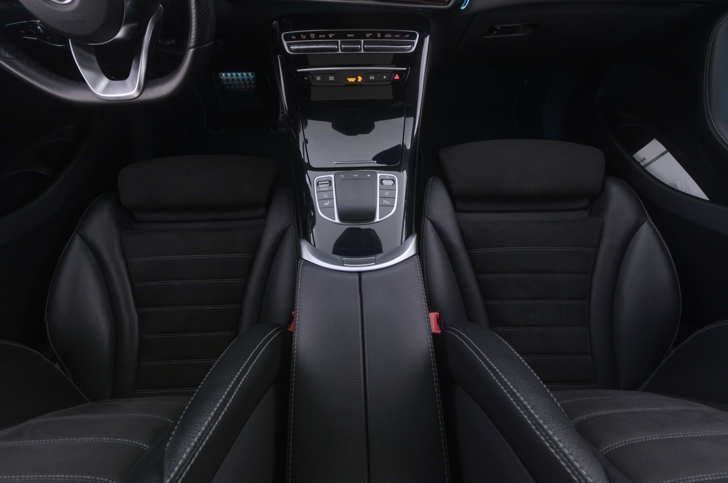 Mercedes-Benz EQC 2021