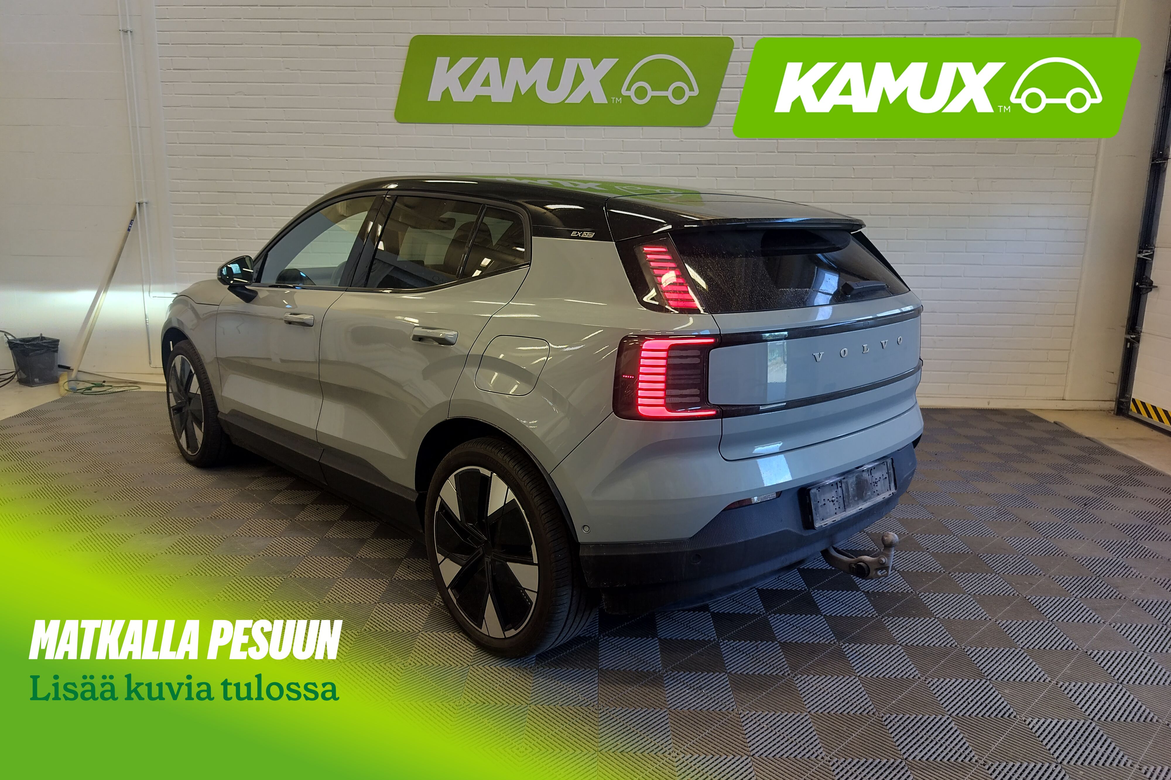 Volvo EX30 2024