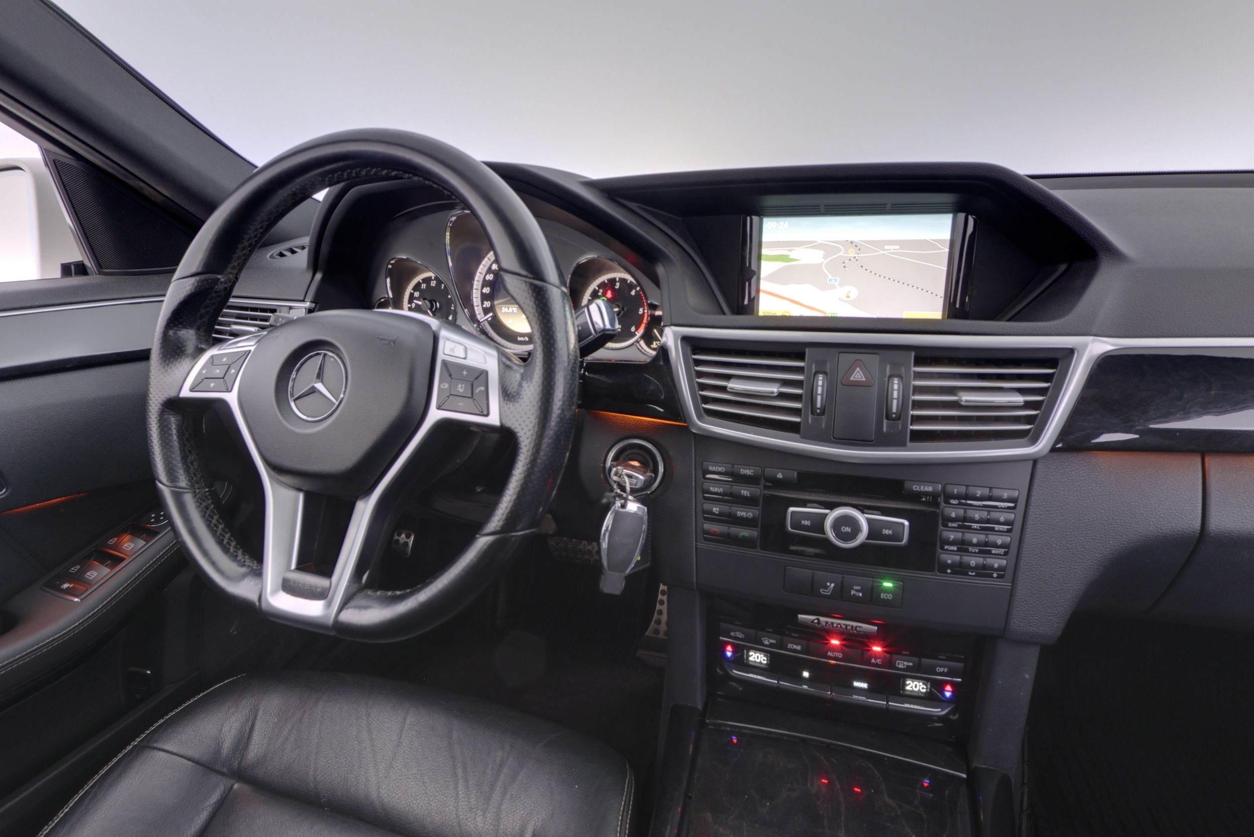 Mercedes-Benz E 2012
