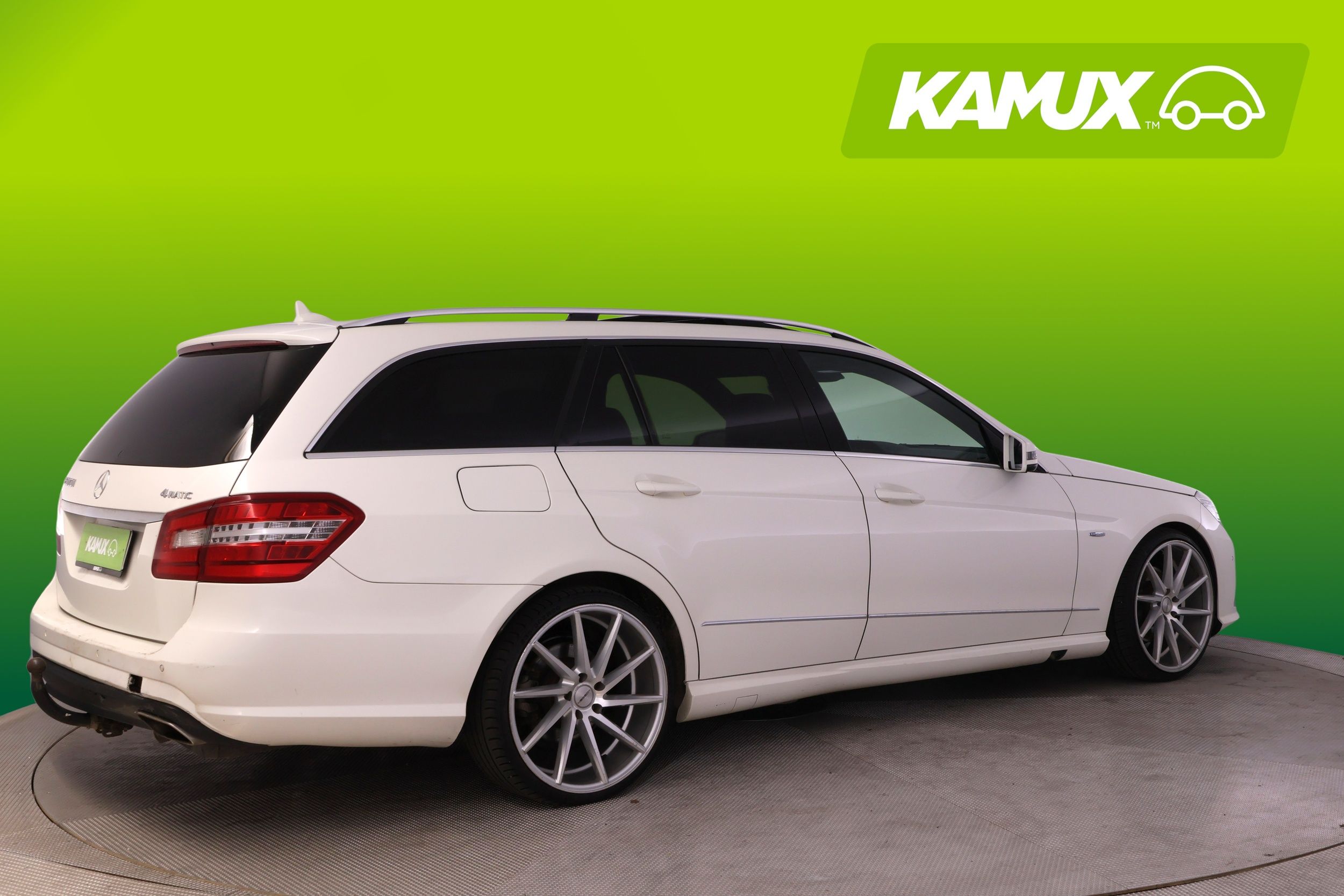 Mercedes-Benz E 2012