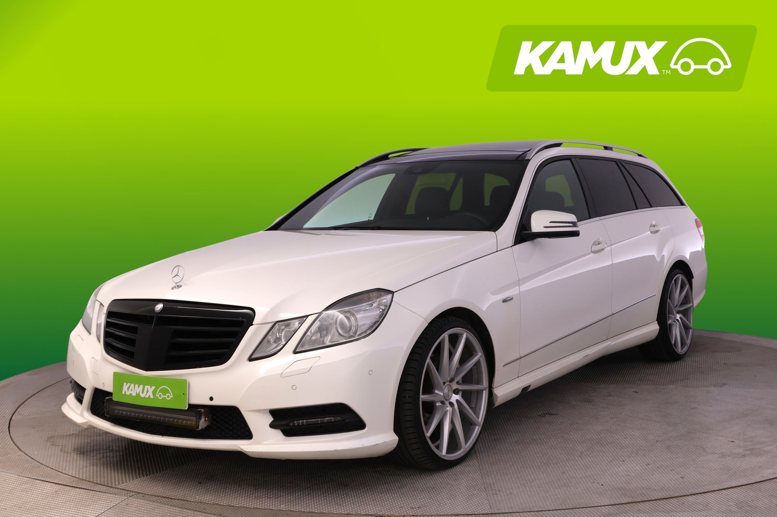Mercedes-Benz E 2012