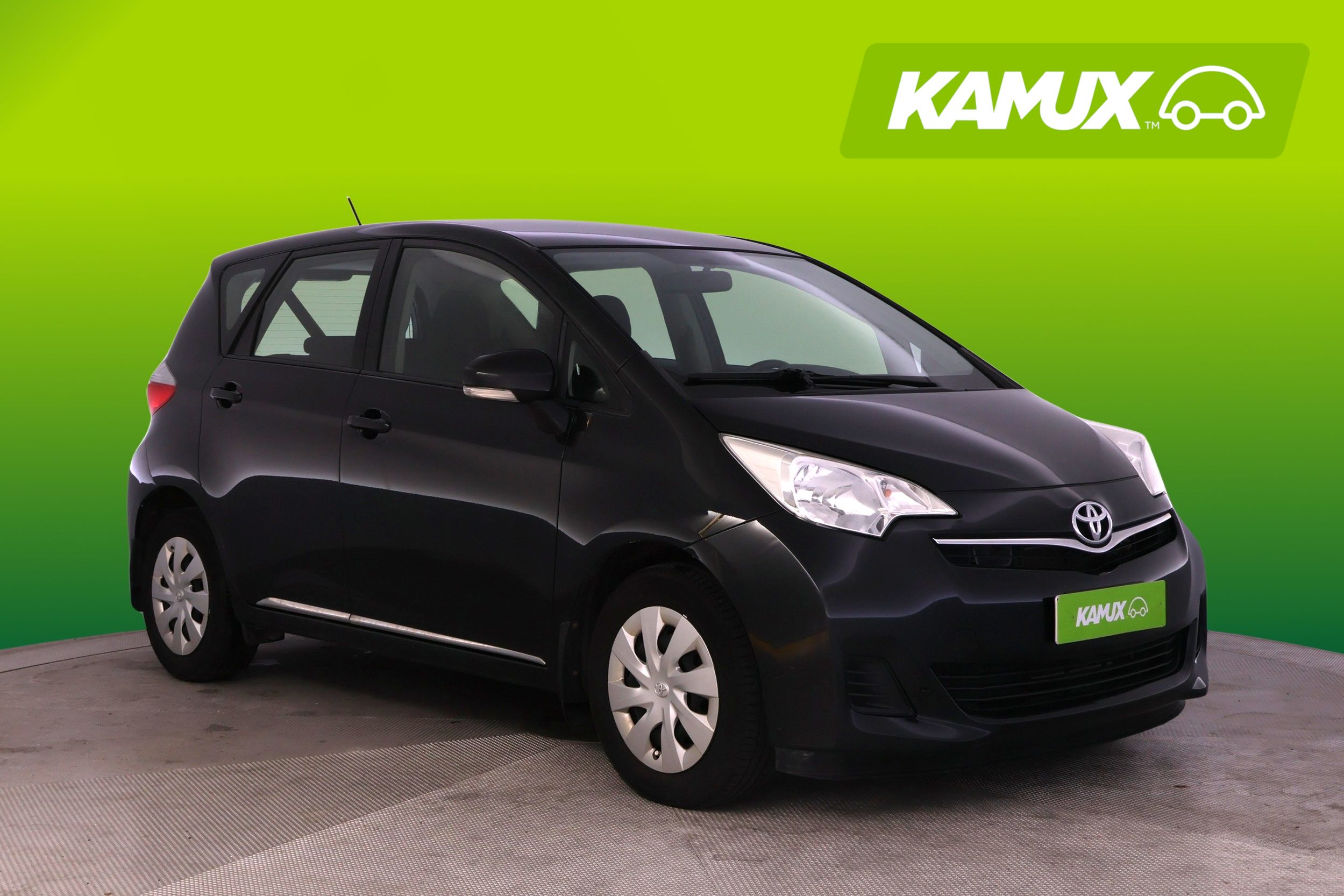 Toyota Verso-S 2012