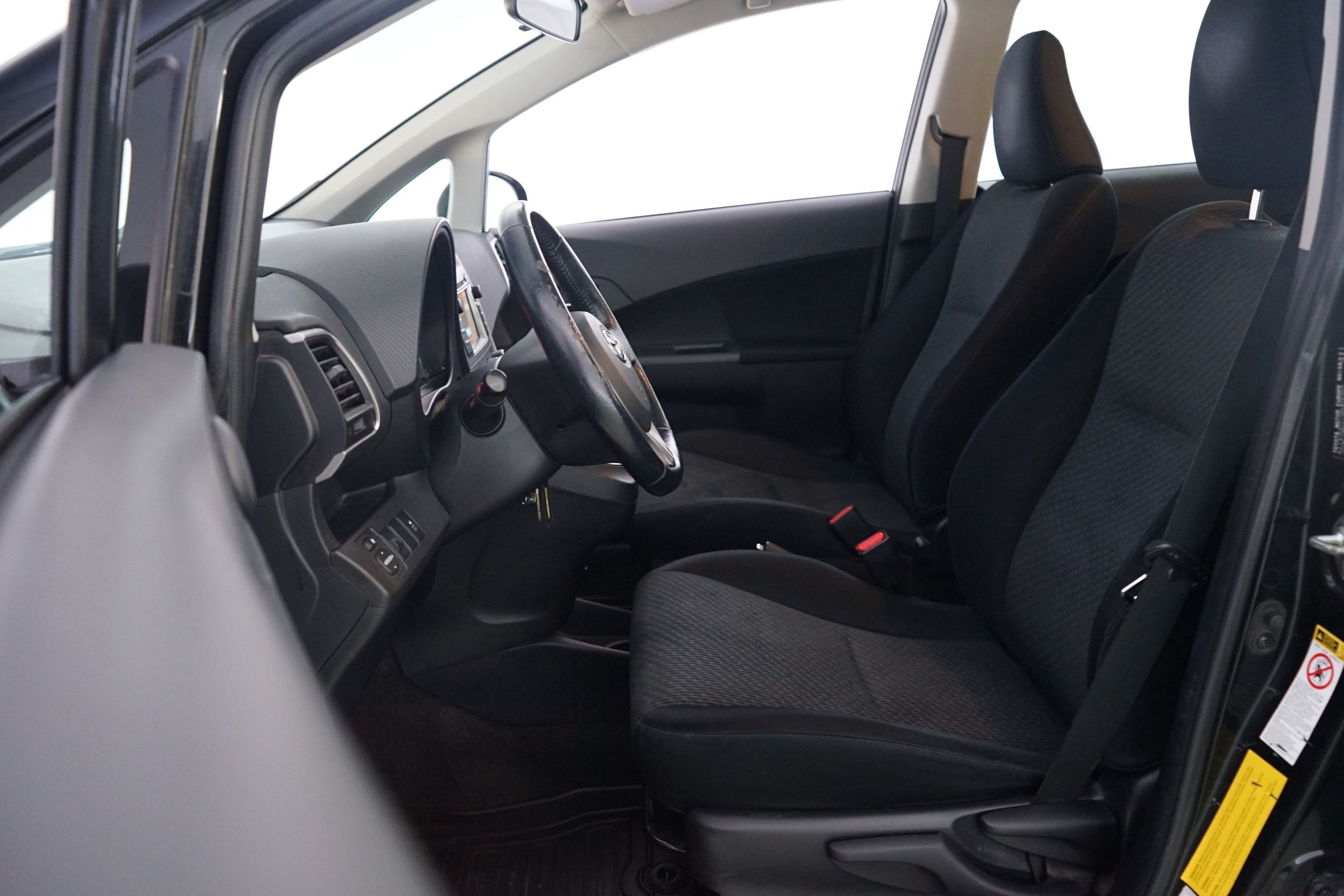 Toyota Verso-S 2012
