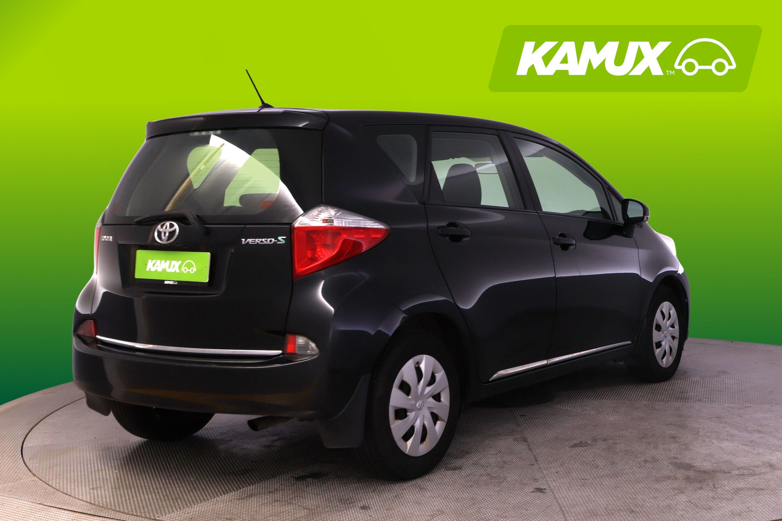 Toyota Verso-S 2012