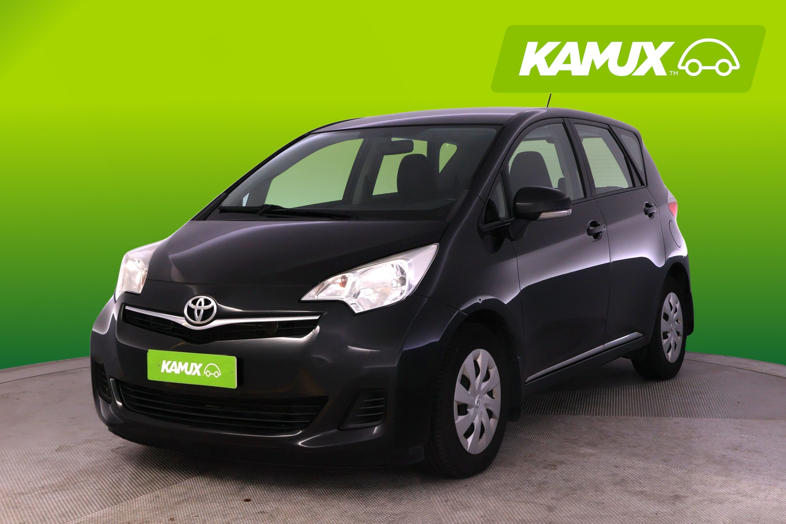 Toyota Verso-S 2012