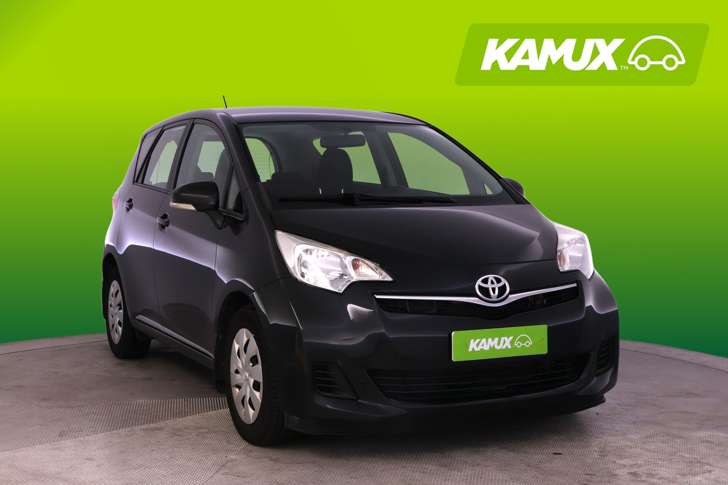 Toyota Verso-S 2012