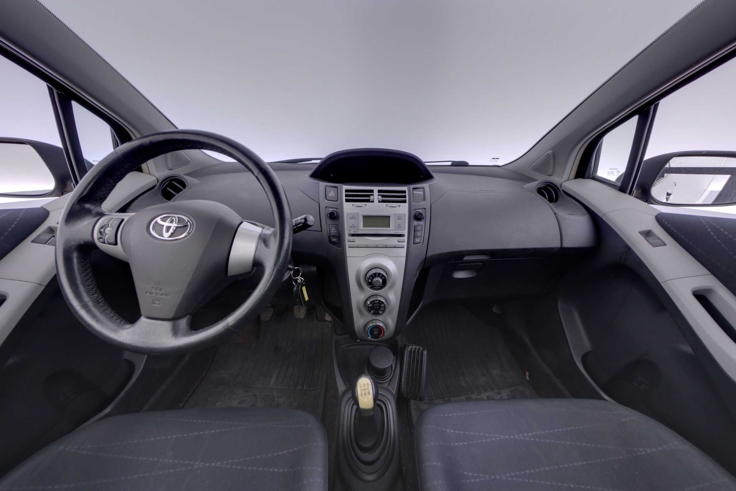 Toyota Yaris 2006