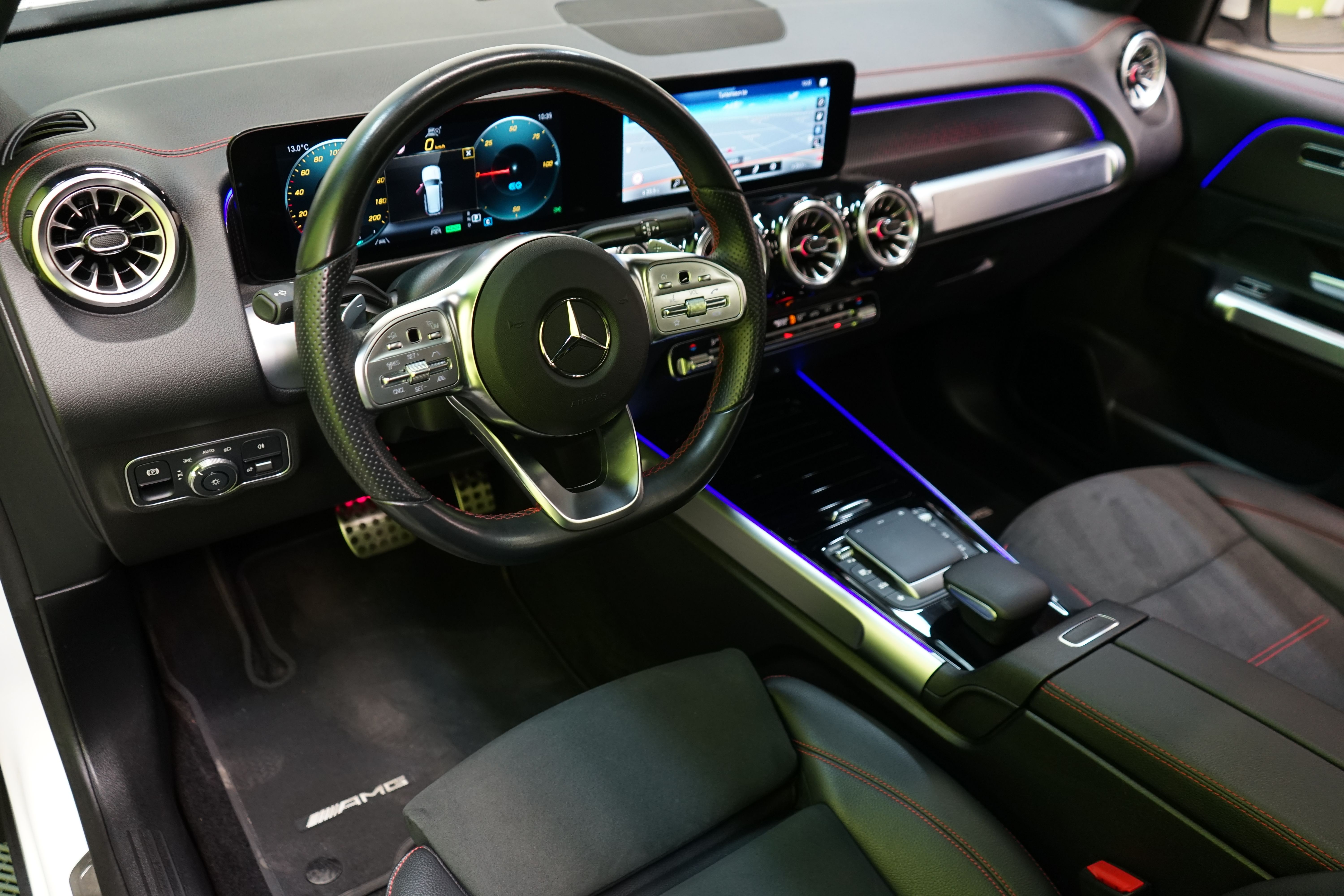 Mercedes-Benz EQB 2022