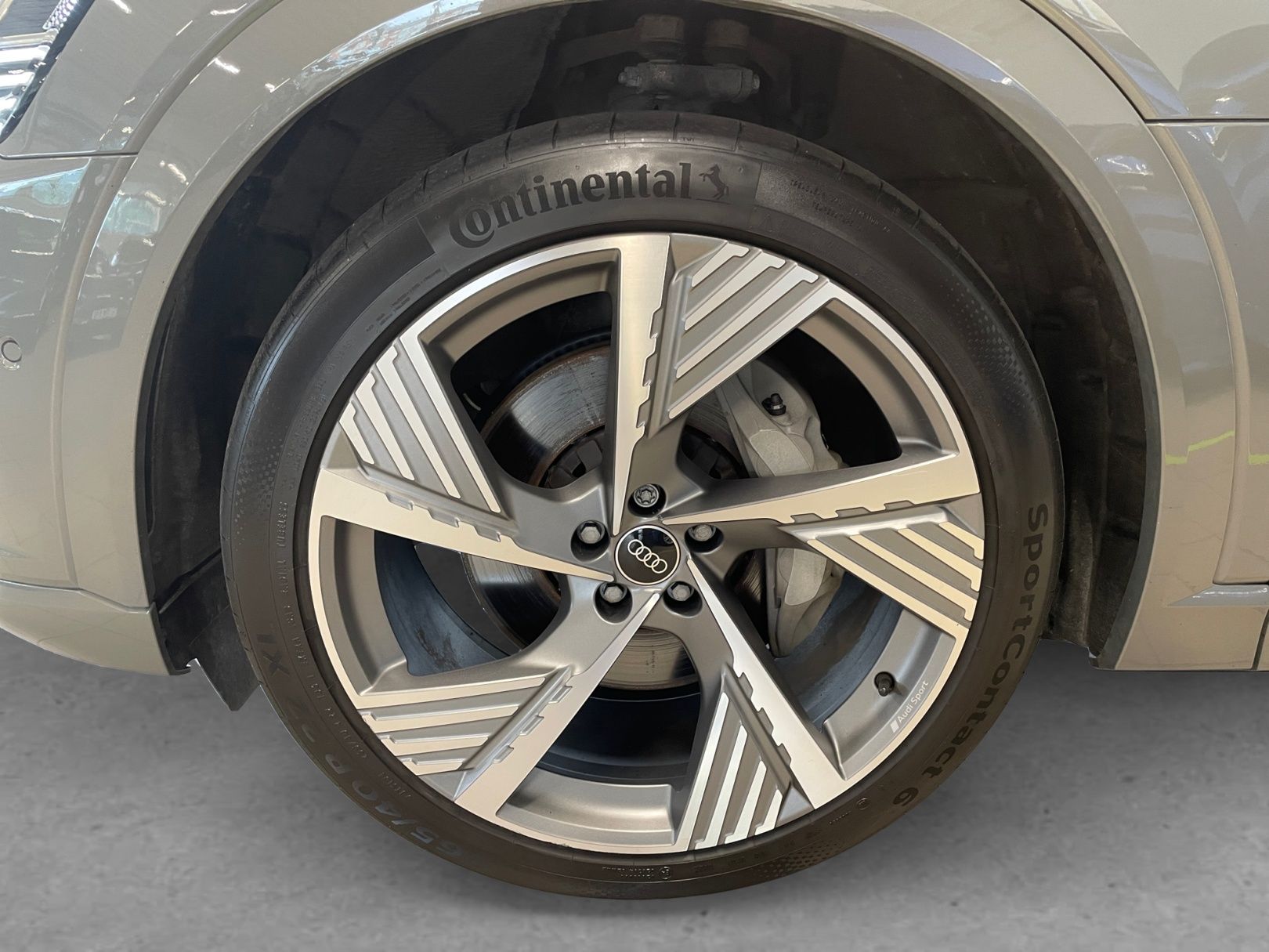Audi Q8 2024