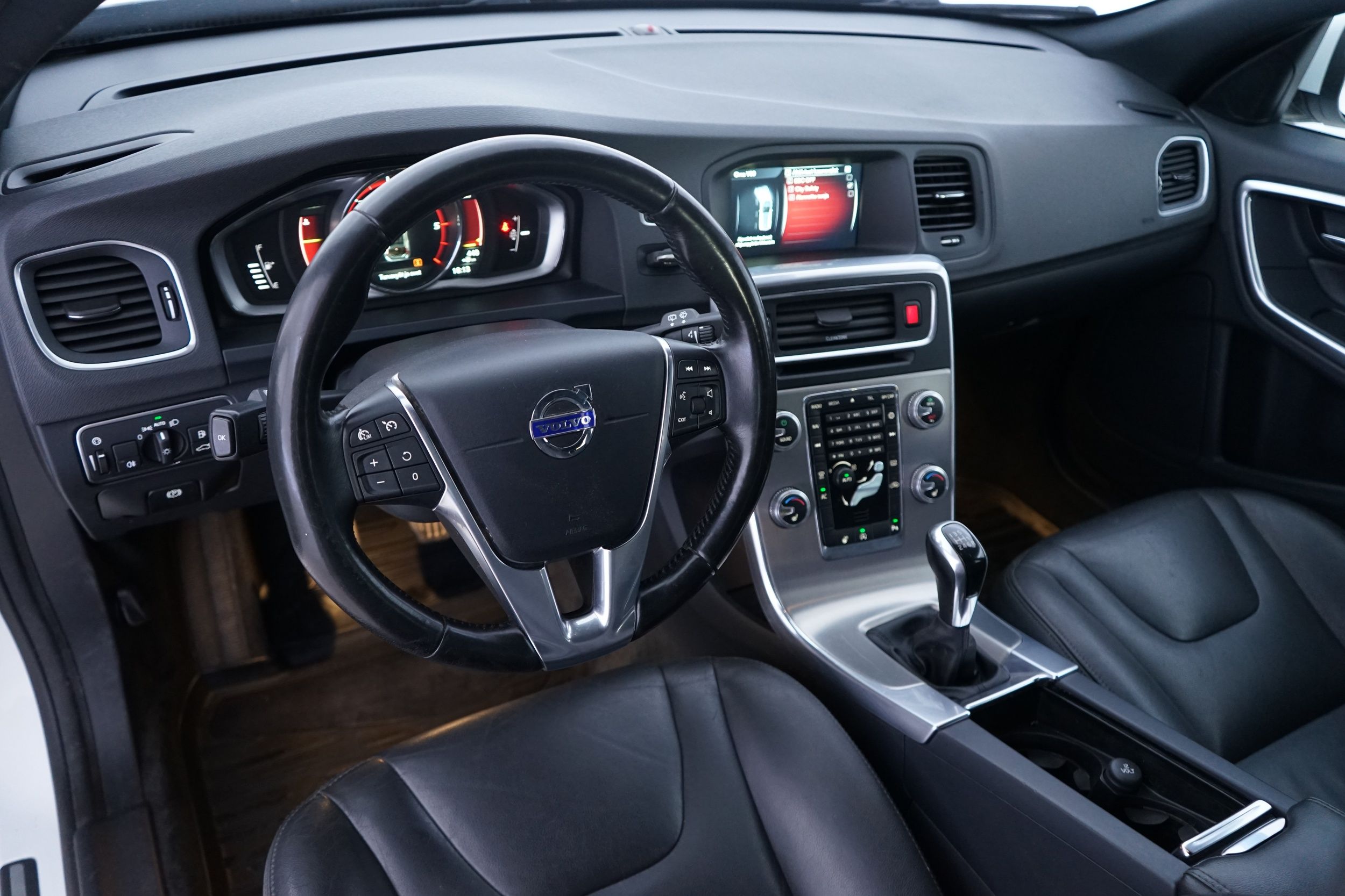 Volvo V60 2016