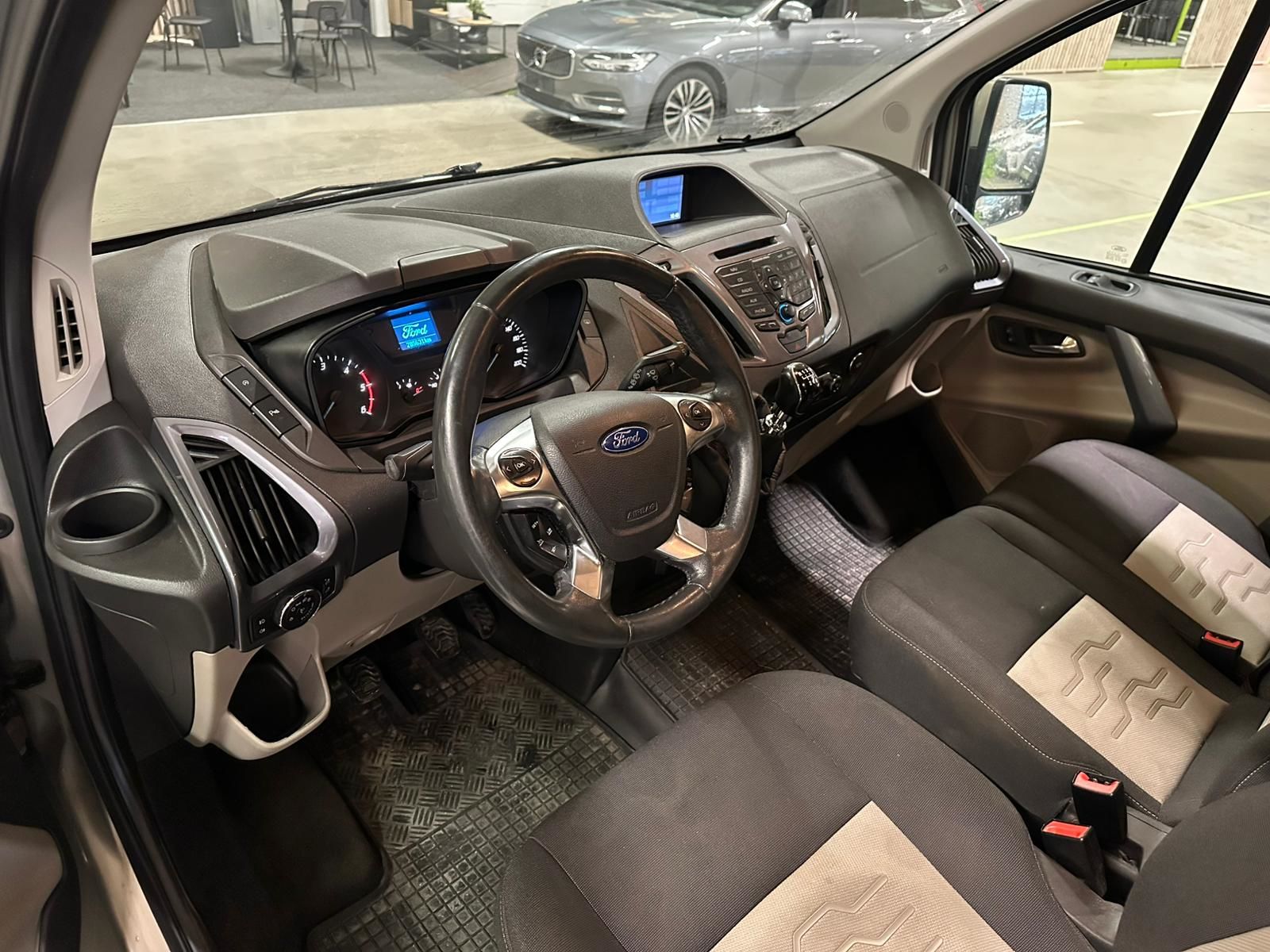 Ford Tourneo Custom 2015