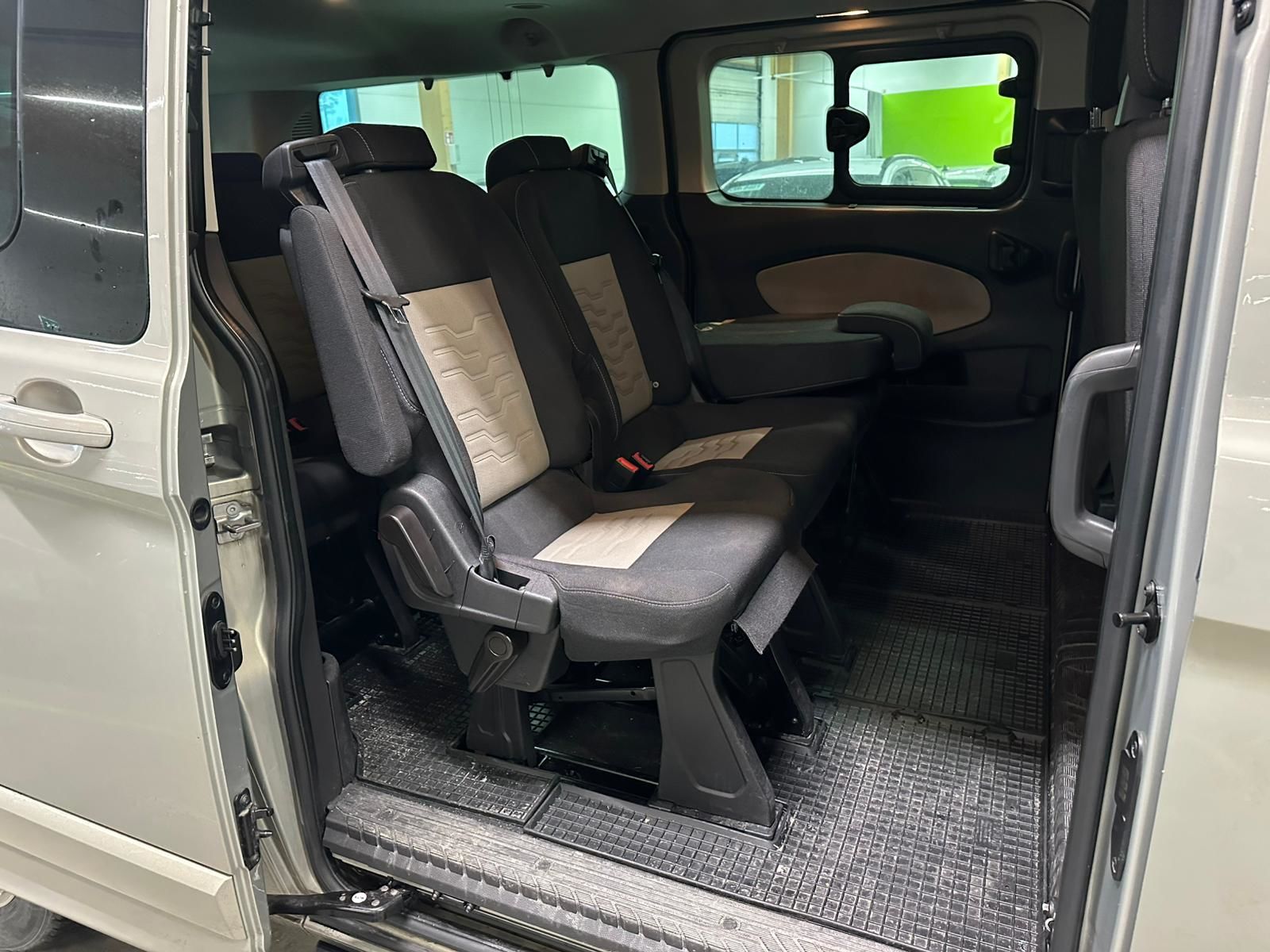 Ford Tourneo Custom 2015