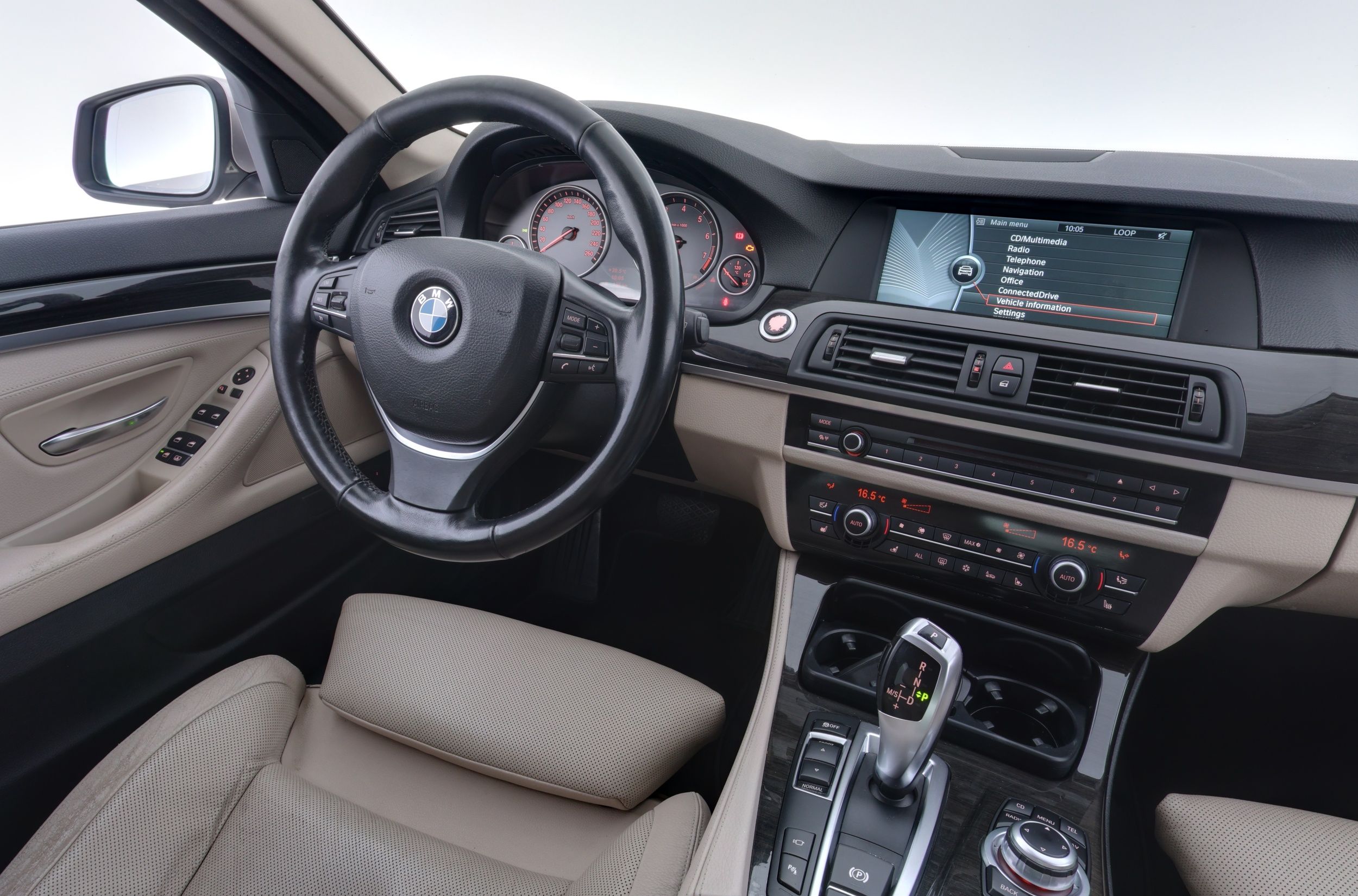 BMW 528 2010