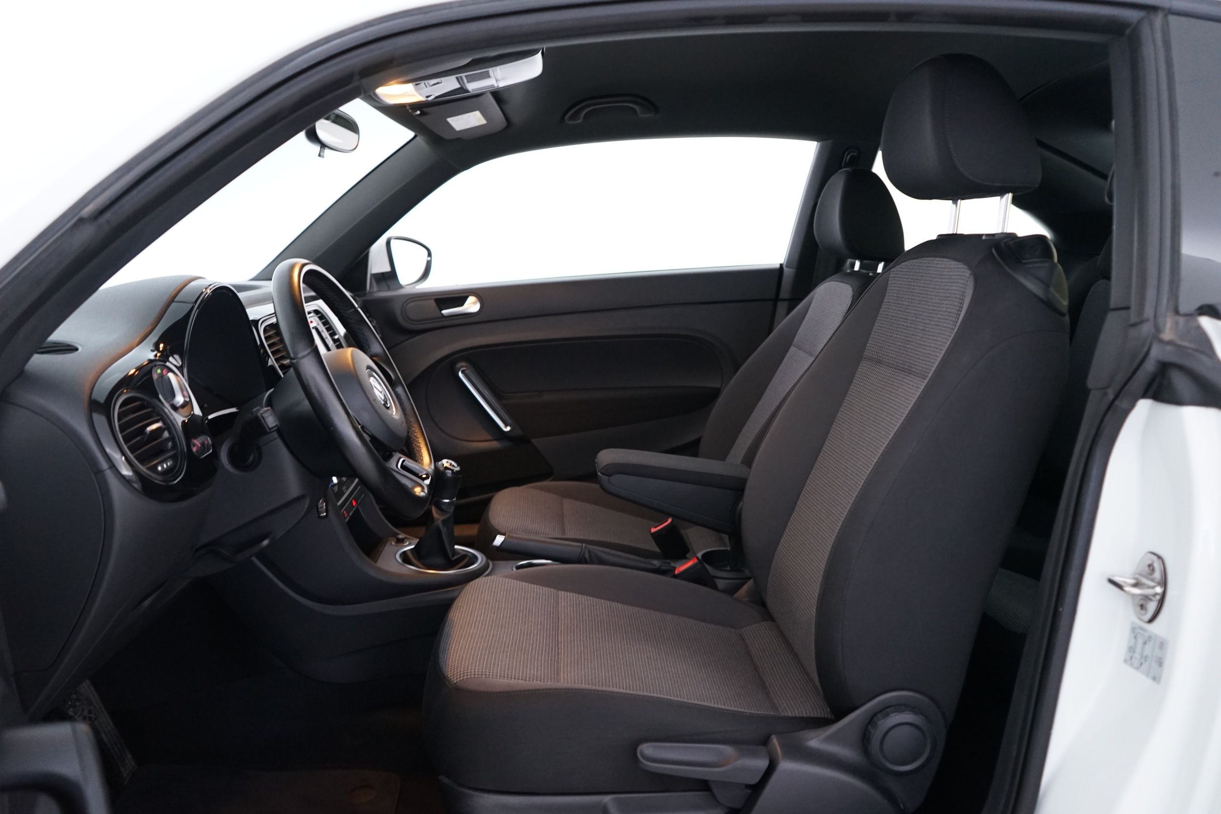 Volkswagen Beetle 2018