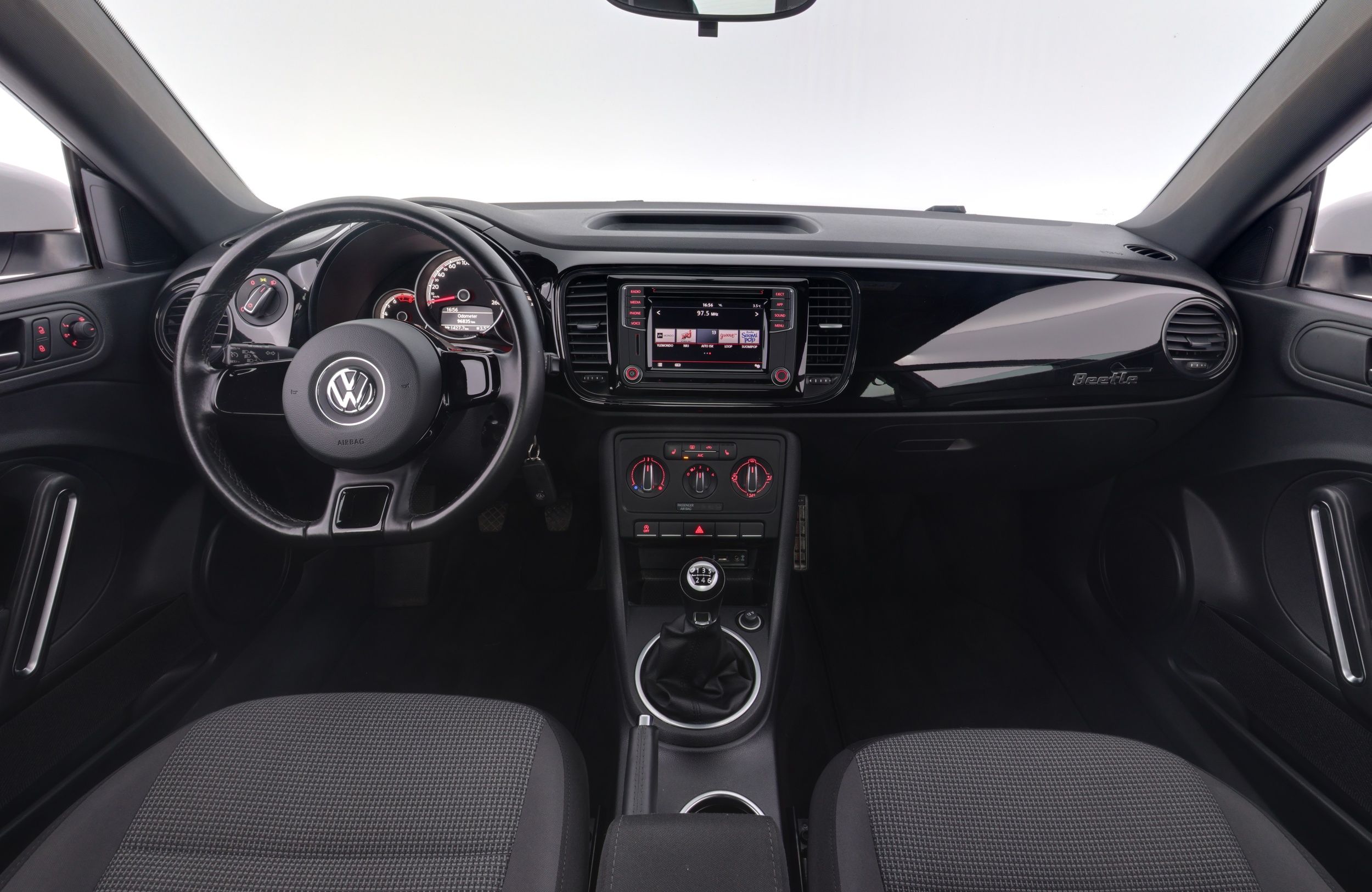 Volkswagen Beetle 2018