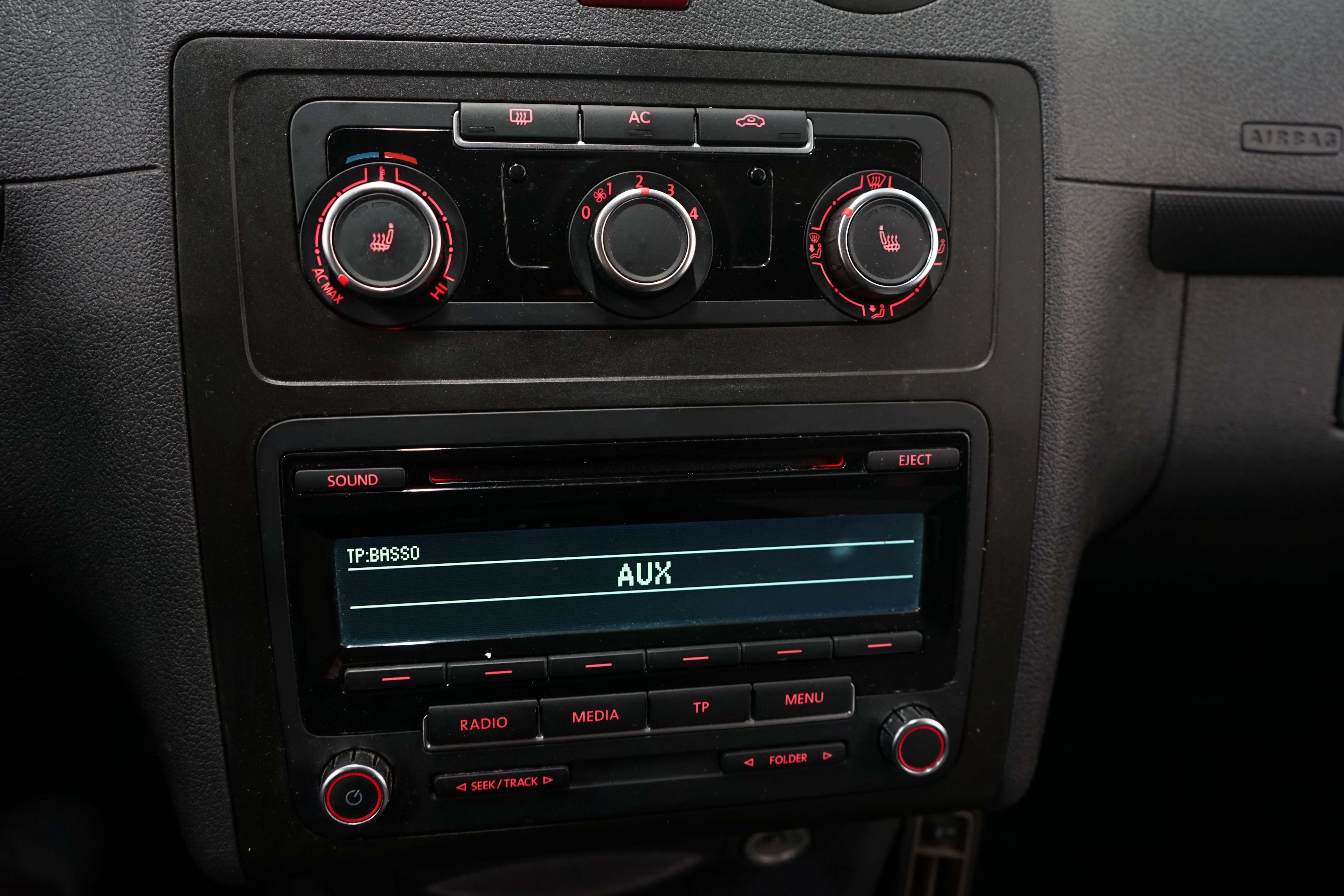 Volkswagen Caddy 2012