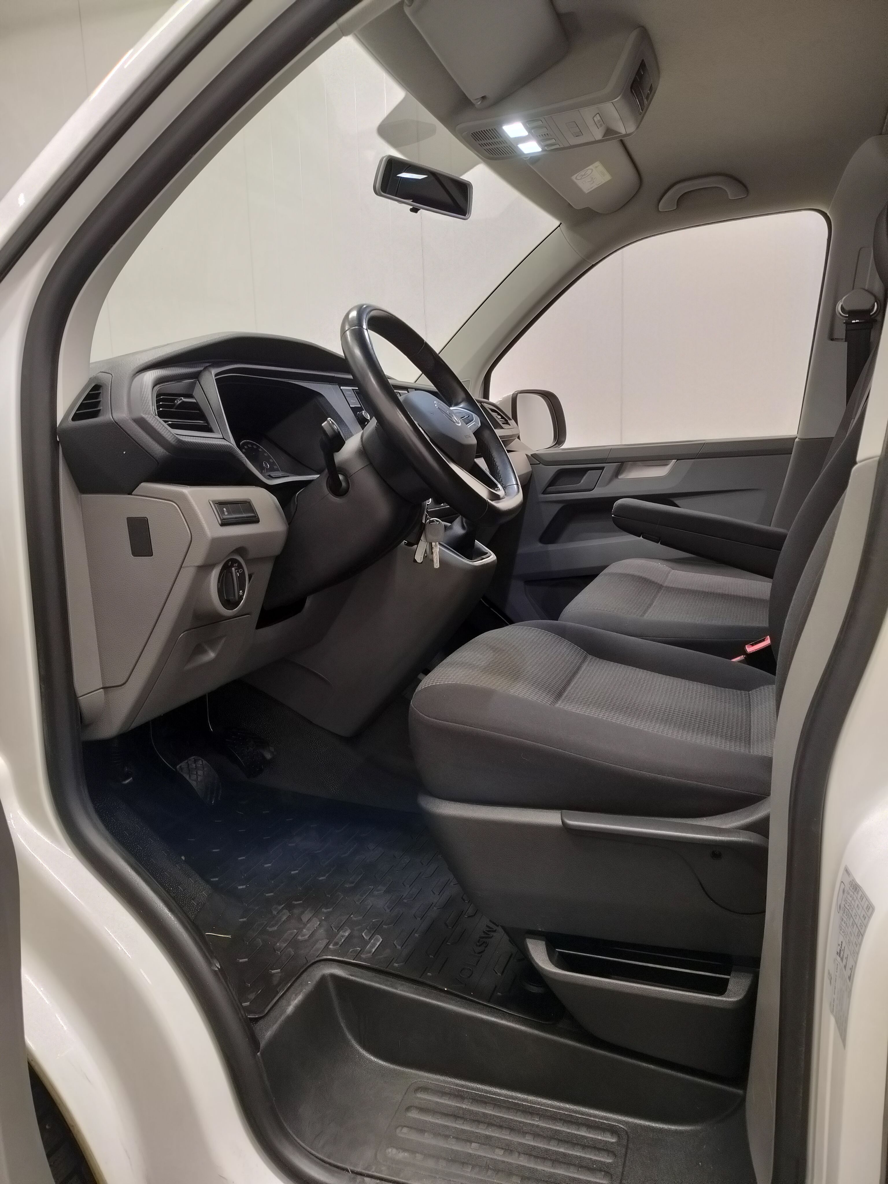 Volkswagen Transporter 2021