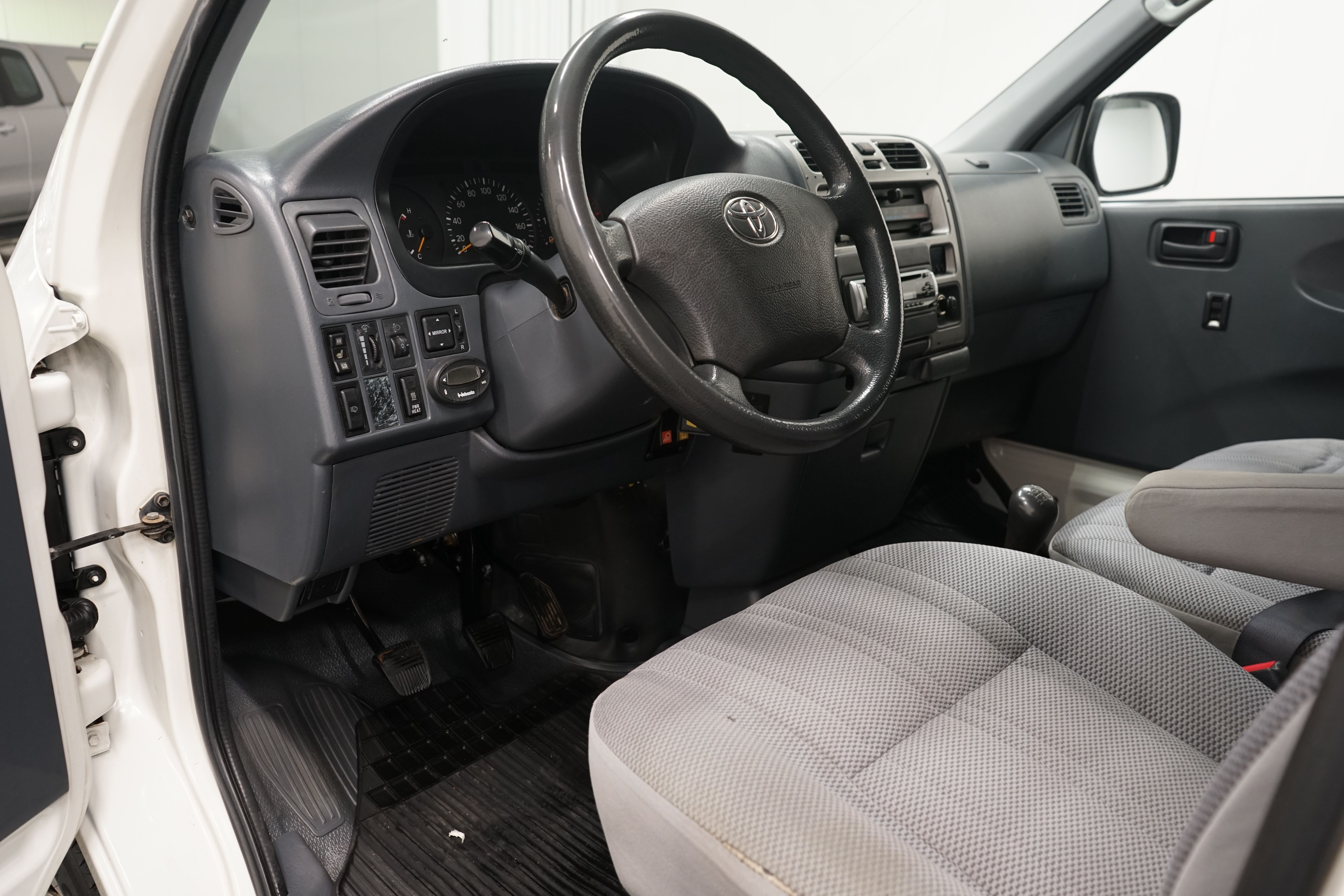 Toyota Hiace 2007