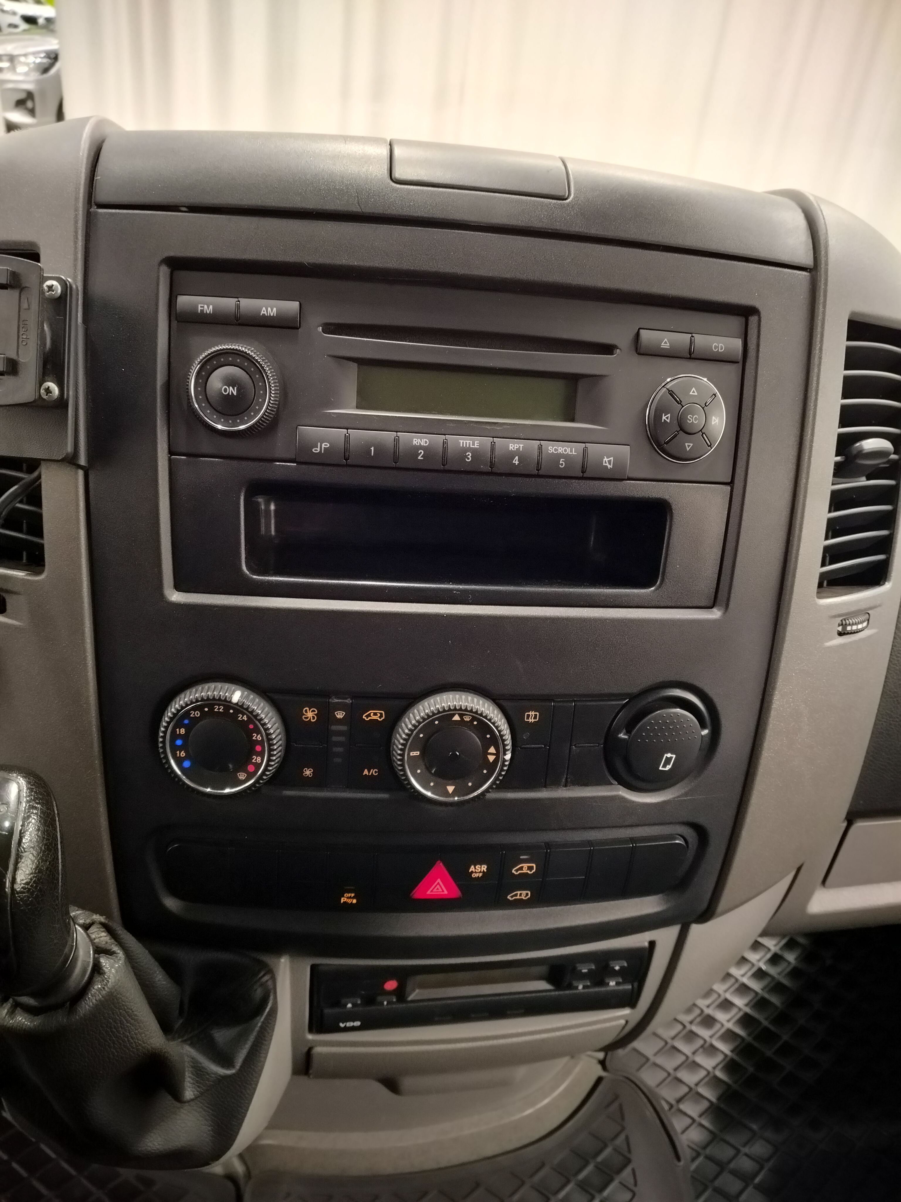 Mercedes-Benz Sprinter 2011