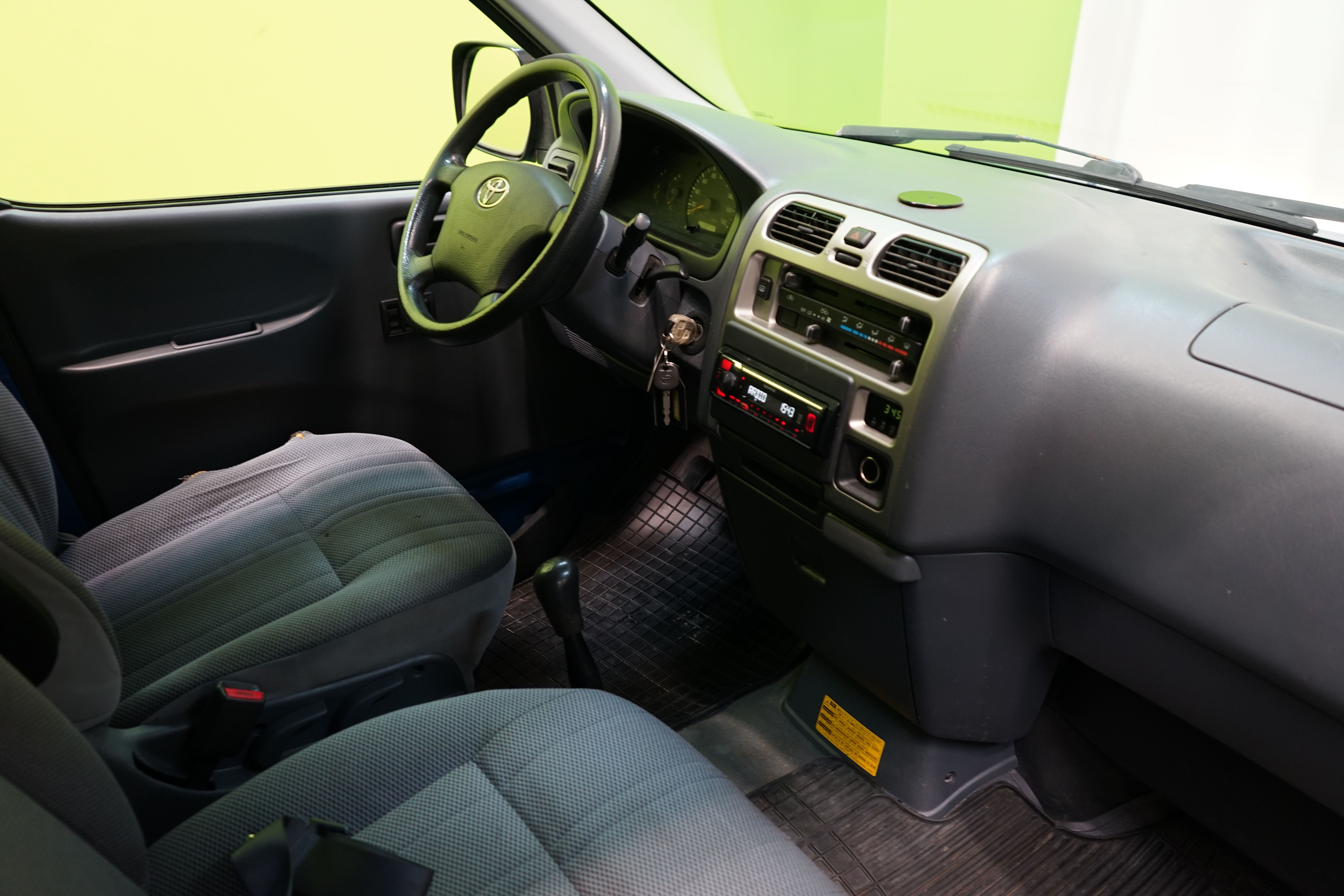 Toyota Hiace 2008