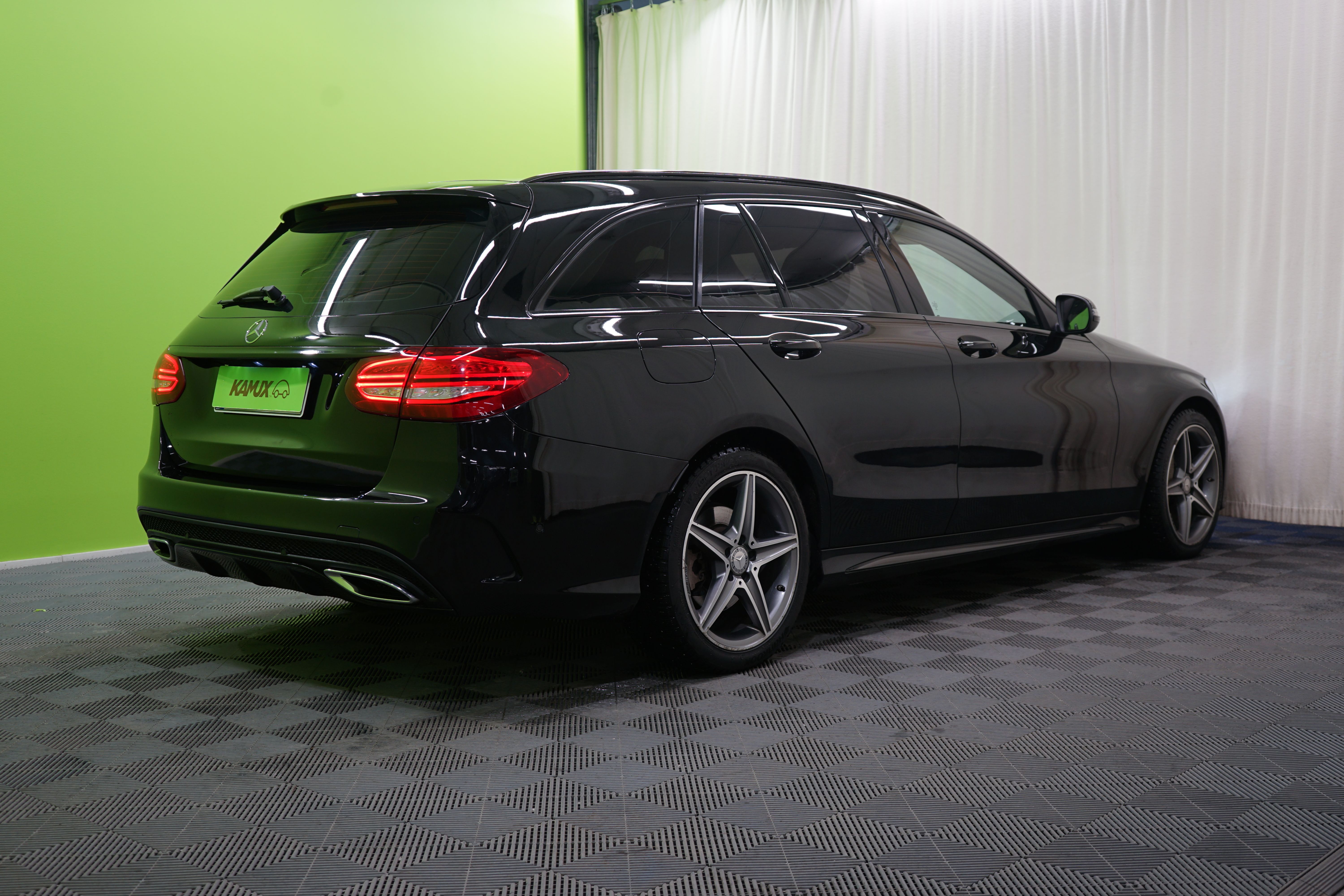 Mercedes-Benz C 2015