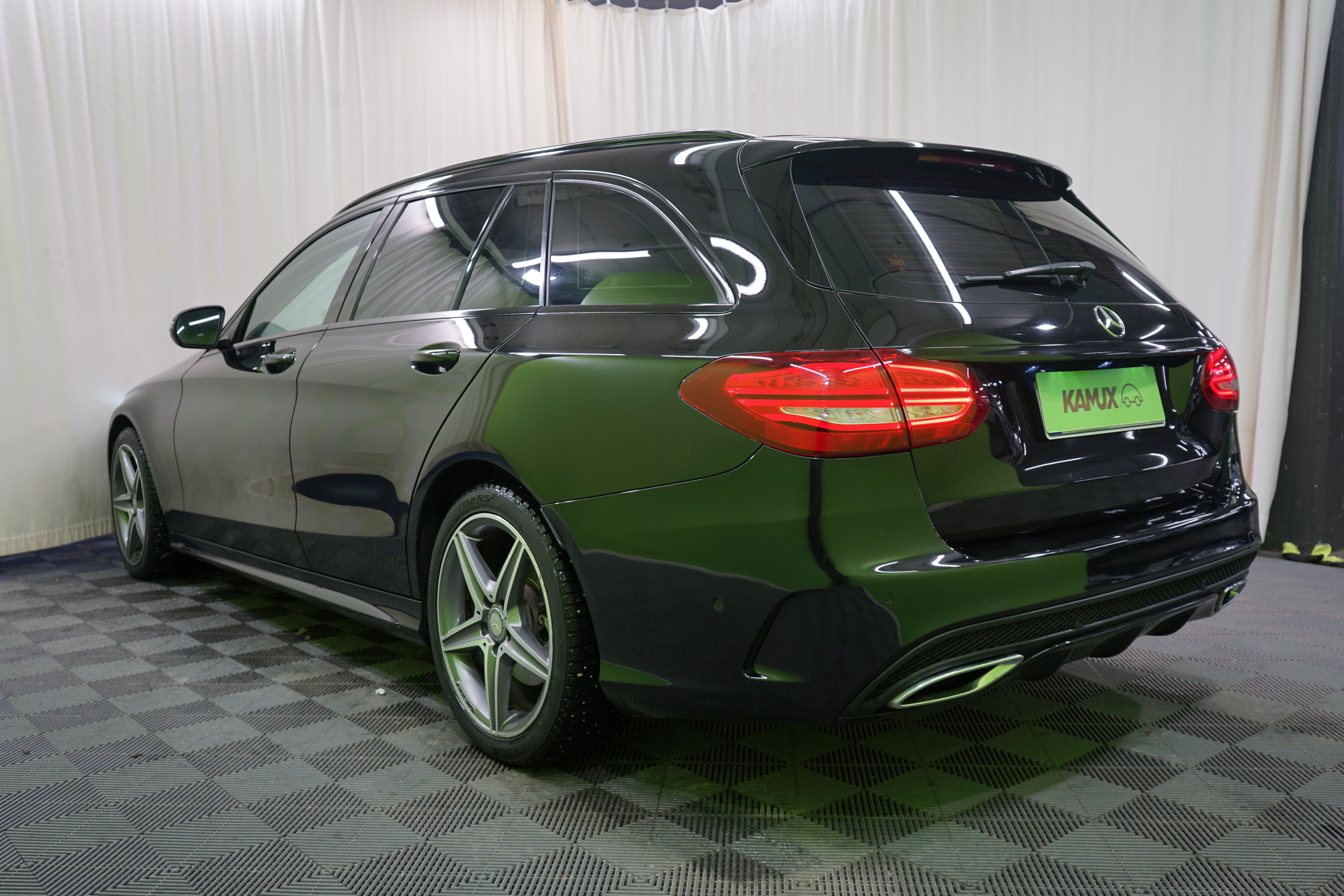 Mercedes-Benz C 2015