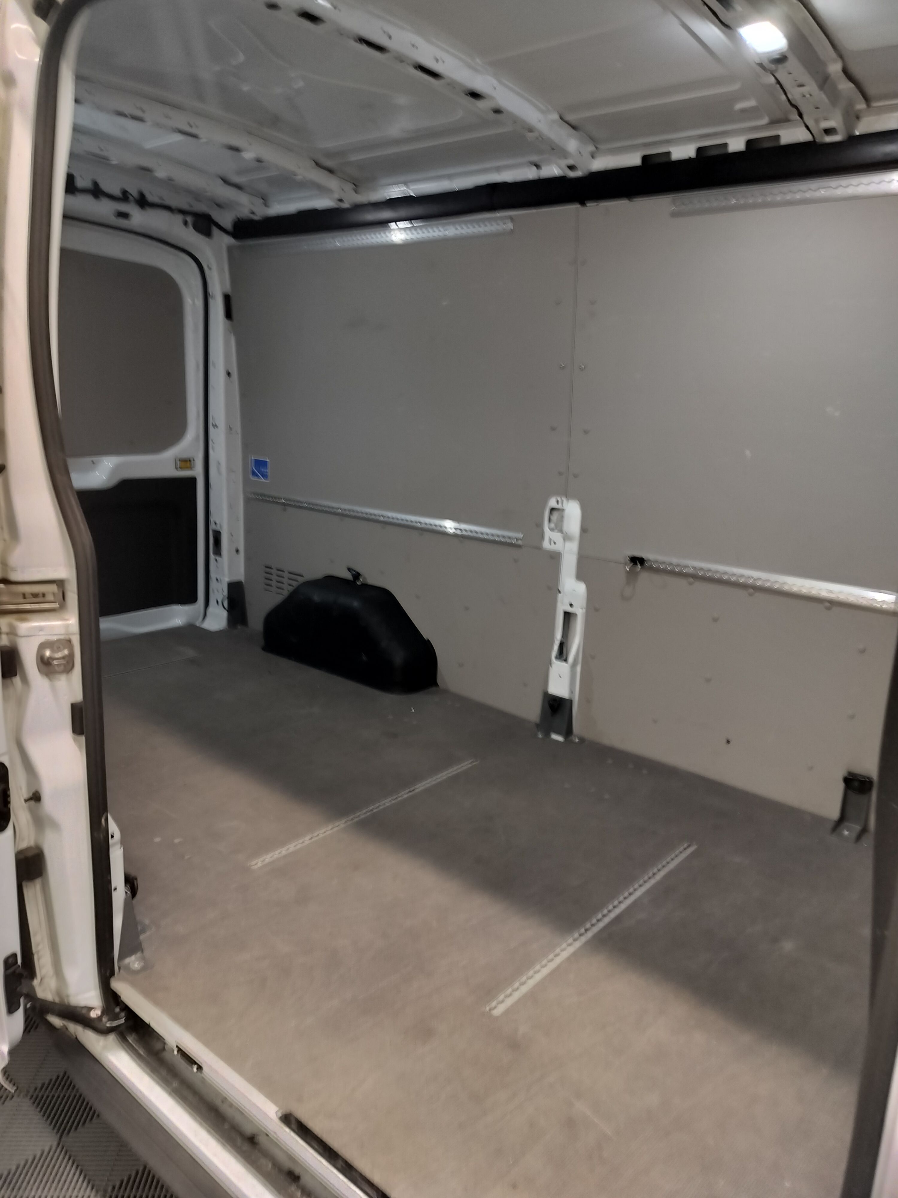 Ford Transit 2023