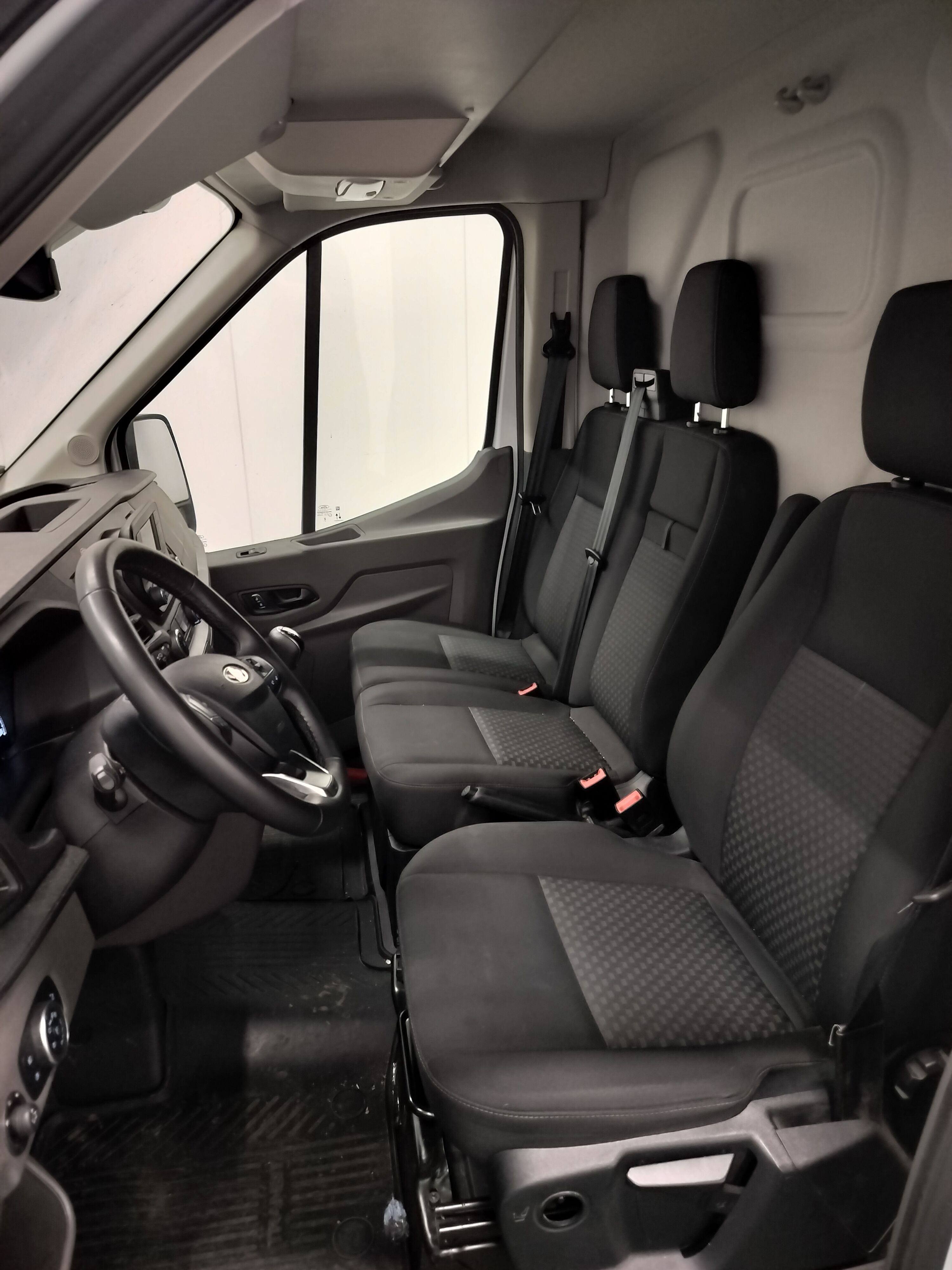 Ford Transit 2023