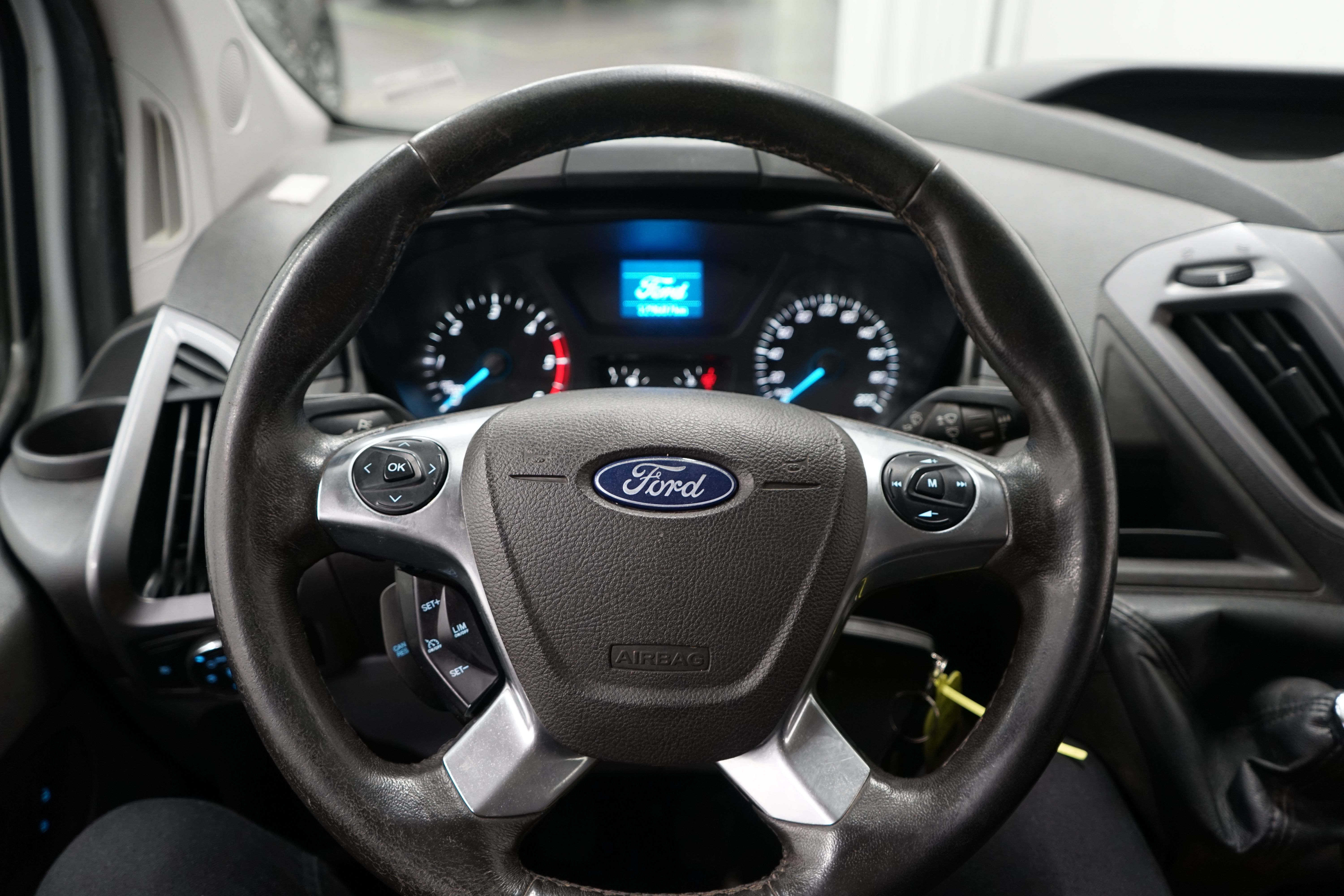 Ford Tourneo Custom 2017