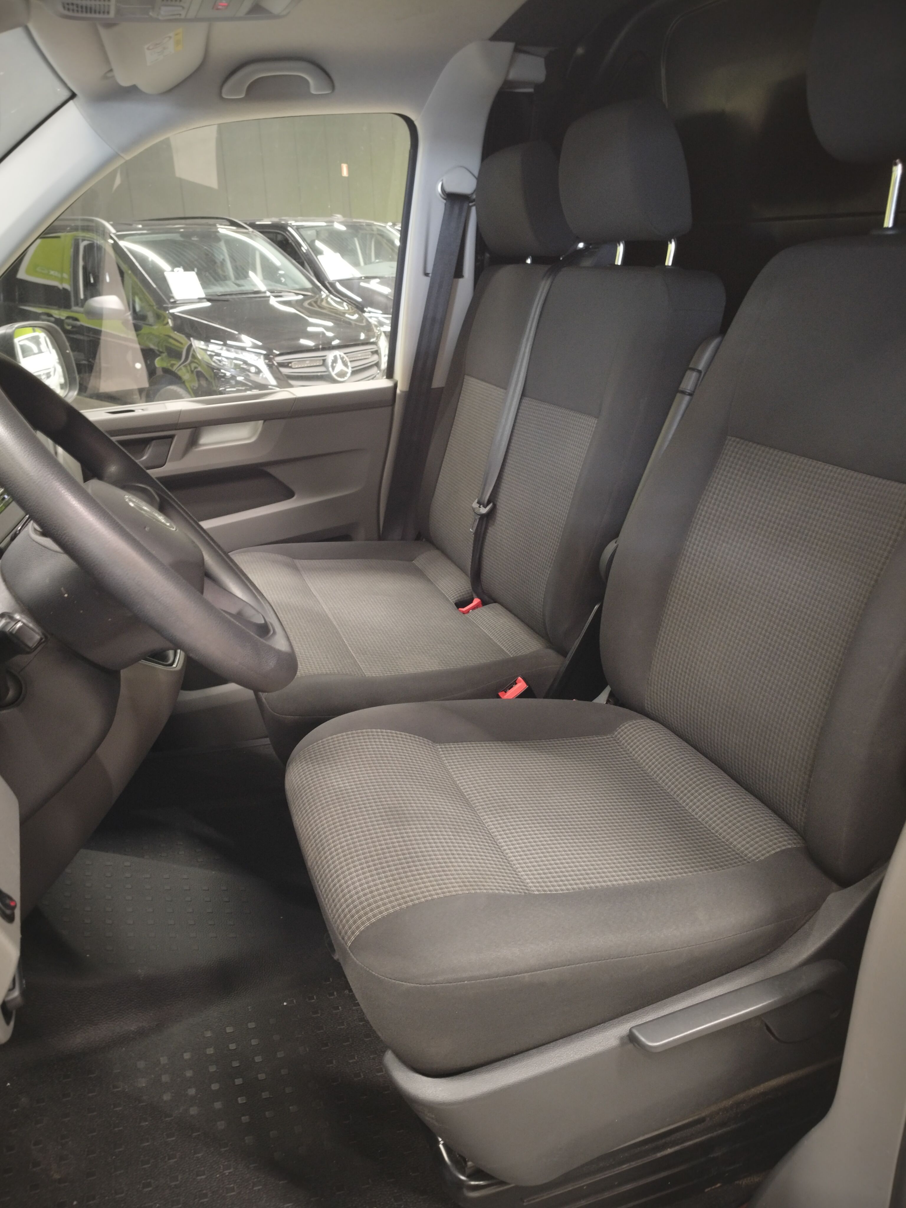 Volkswagen Transporter 2021
