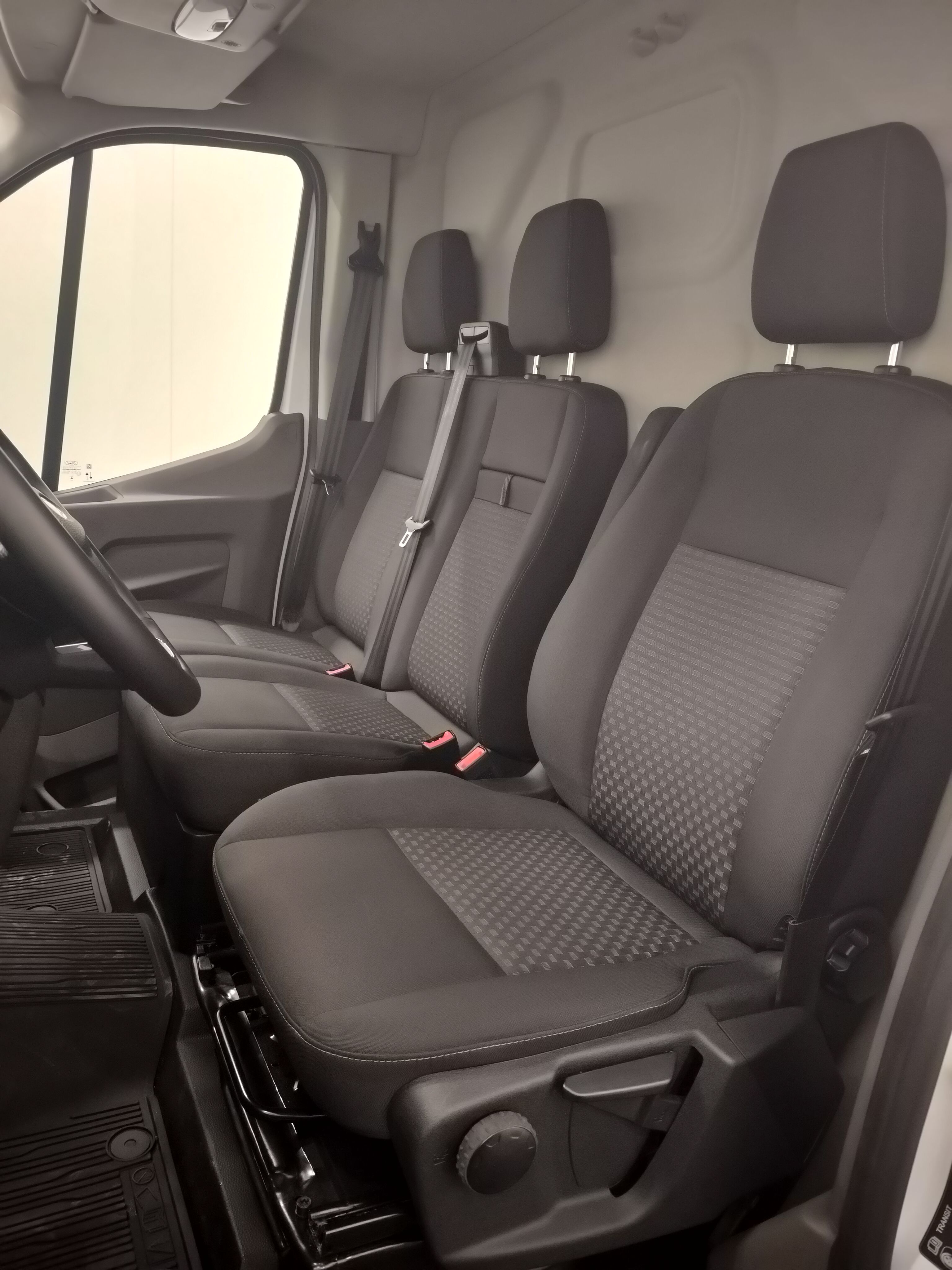 Ford Transit 2024