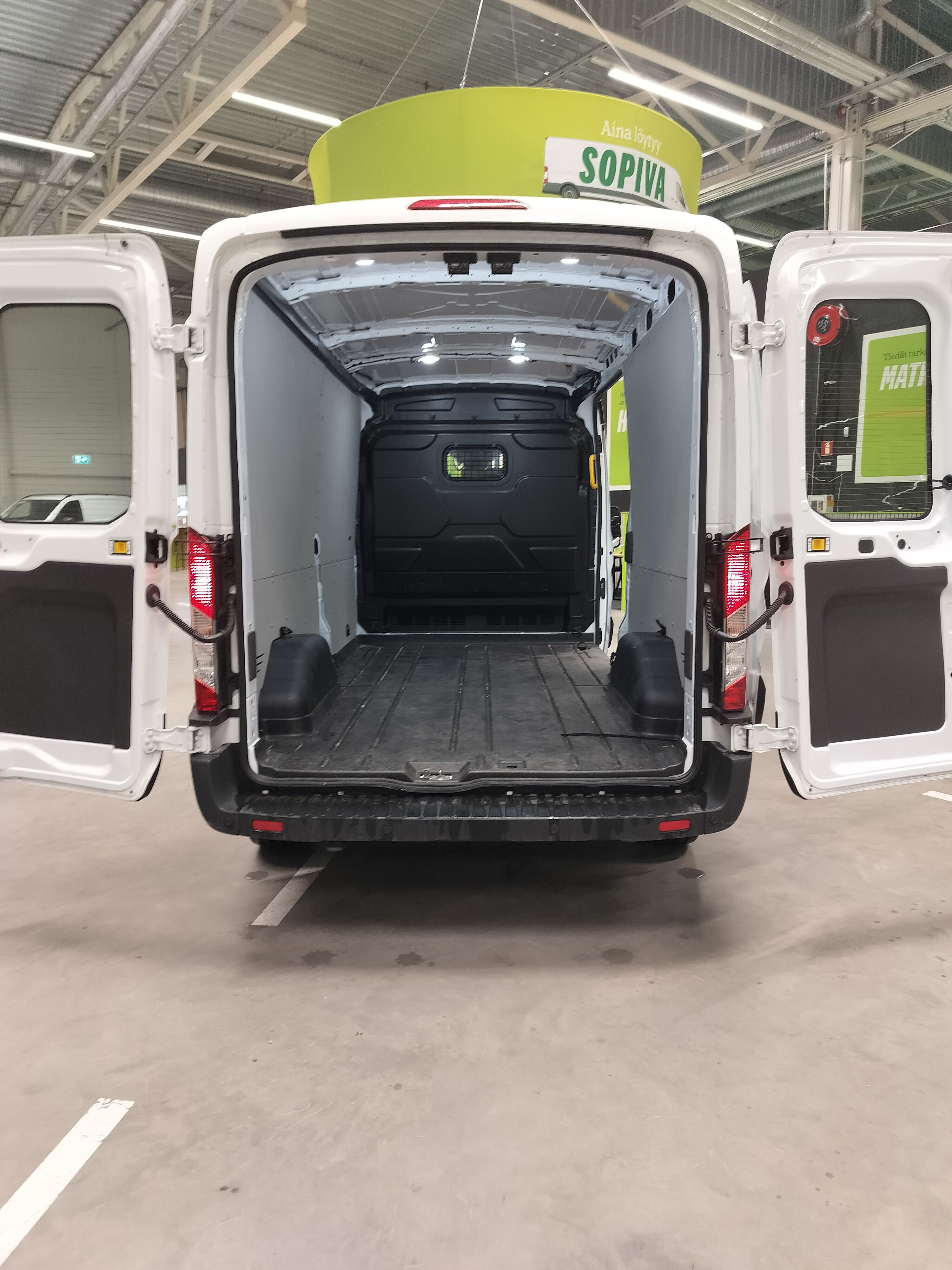 Ford Transit 2024