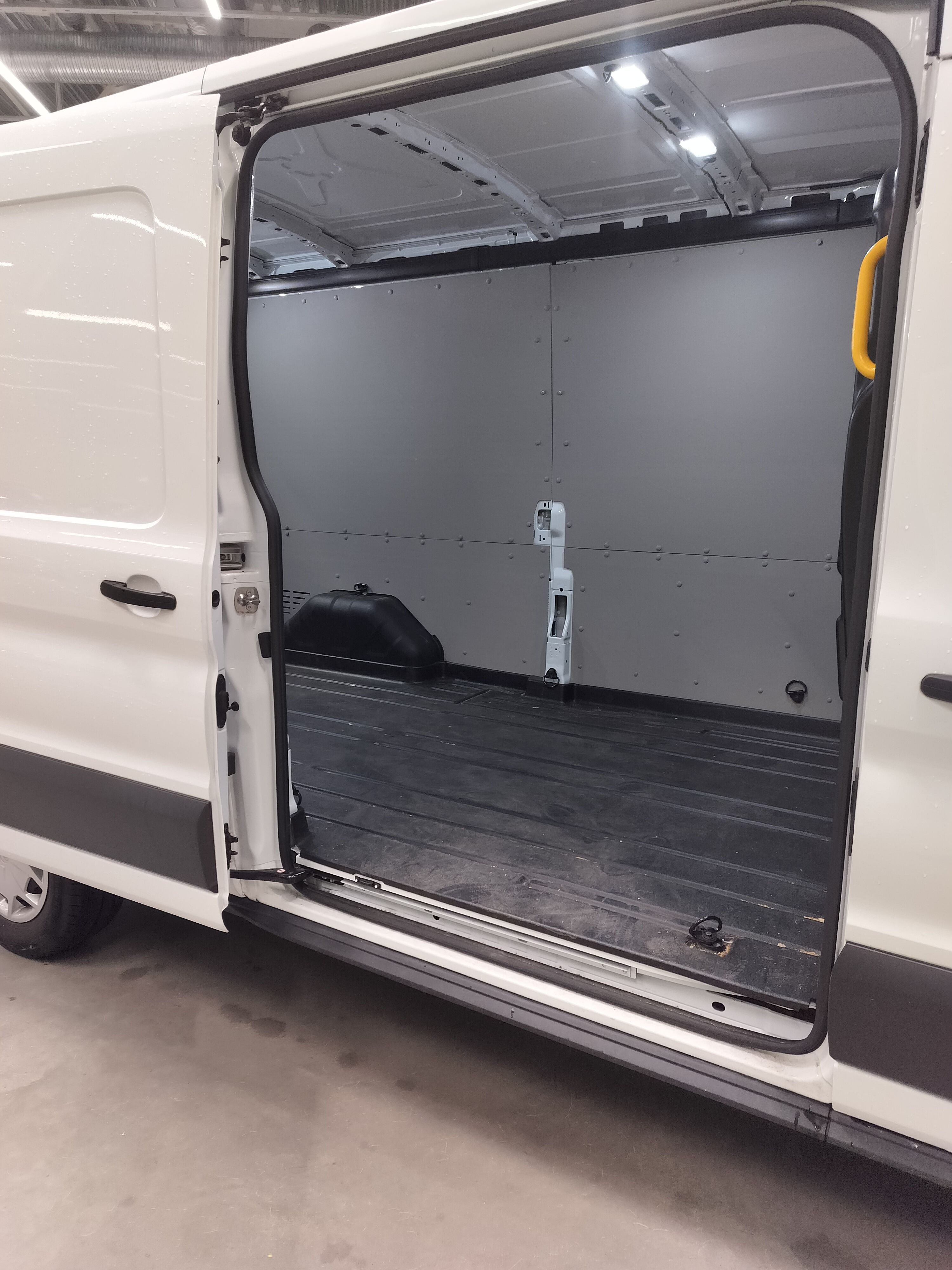 Ford Transit 2024