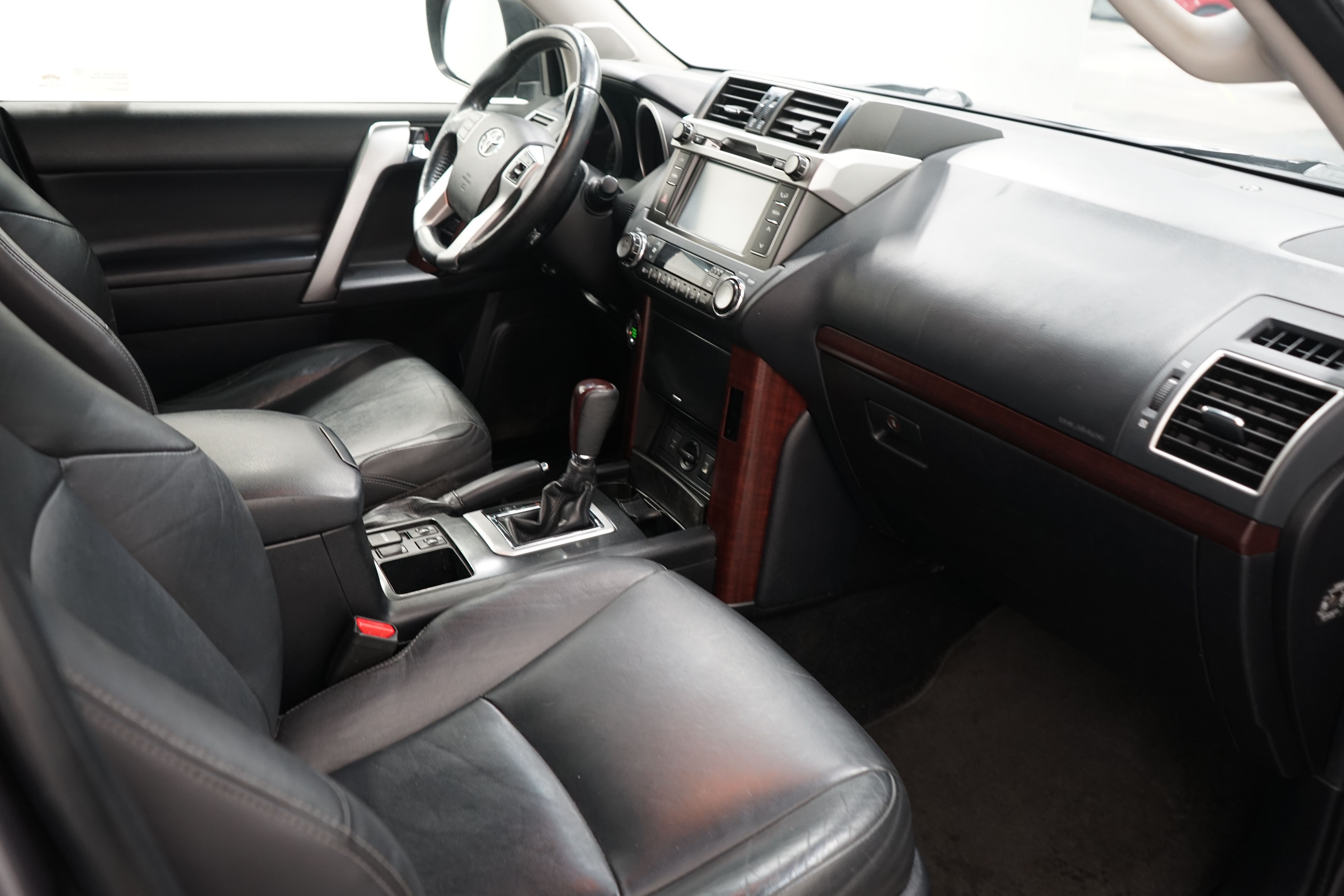 Toyota Land Cruiser 2014