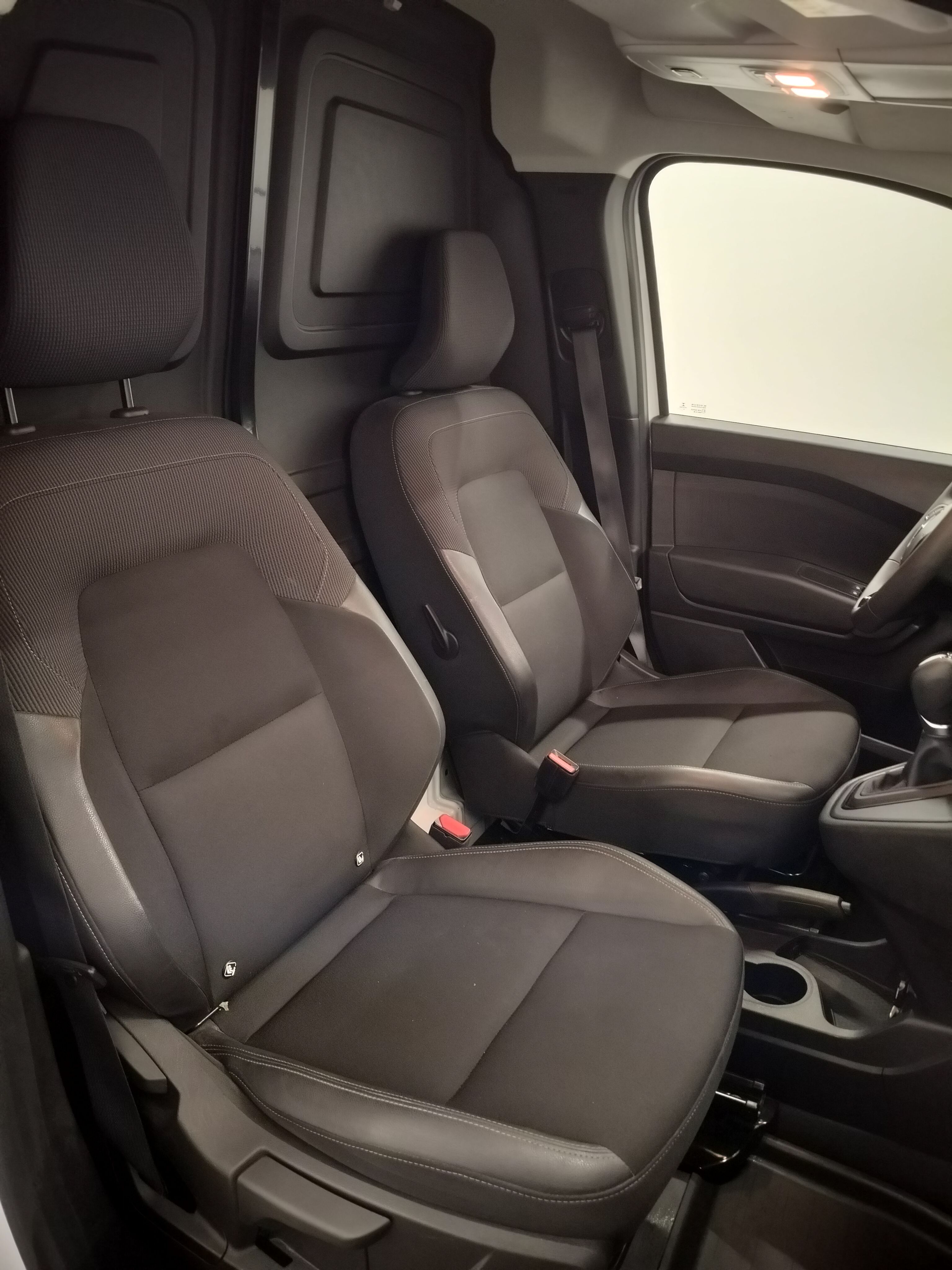 Renault Kangoo 2023