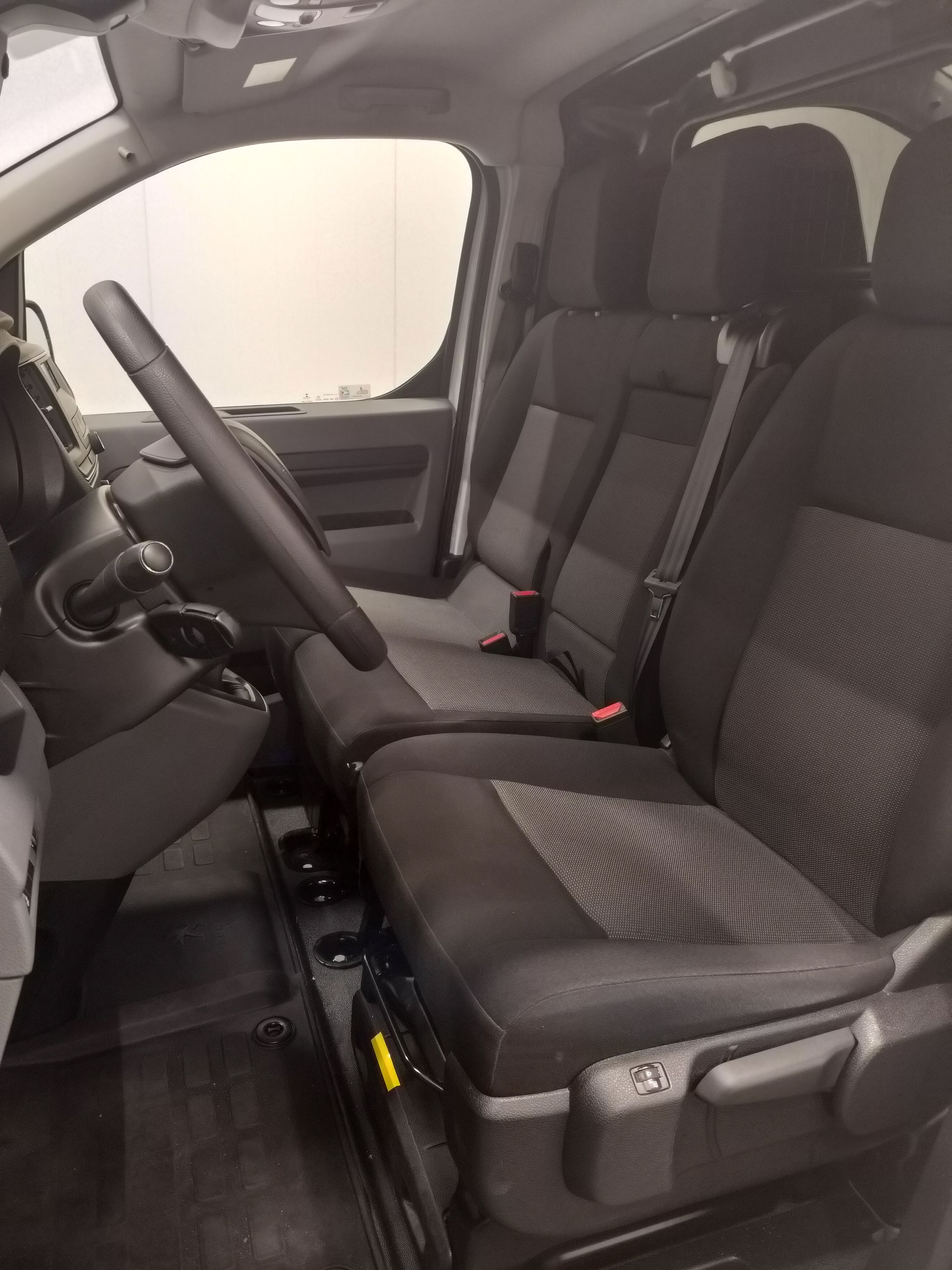 Peugeot Expert 2023