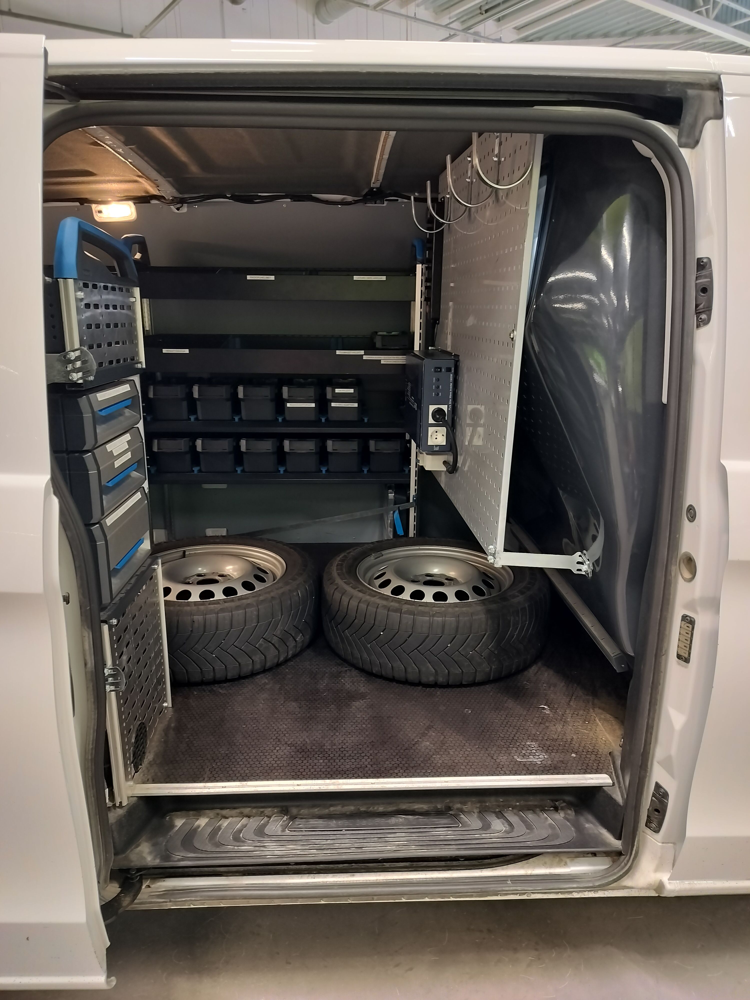 Mercedes-Benz Vito 2023