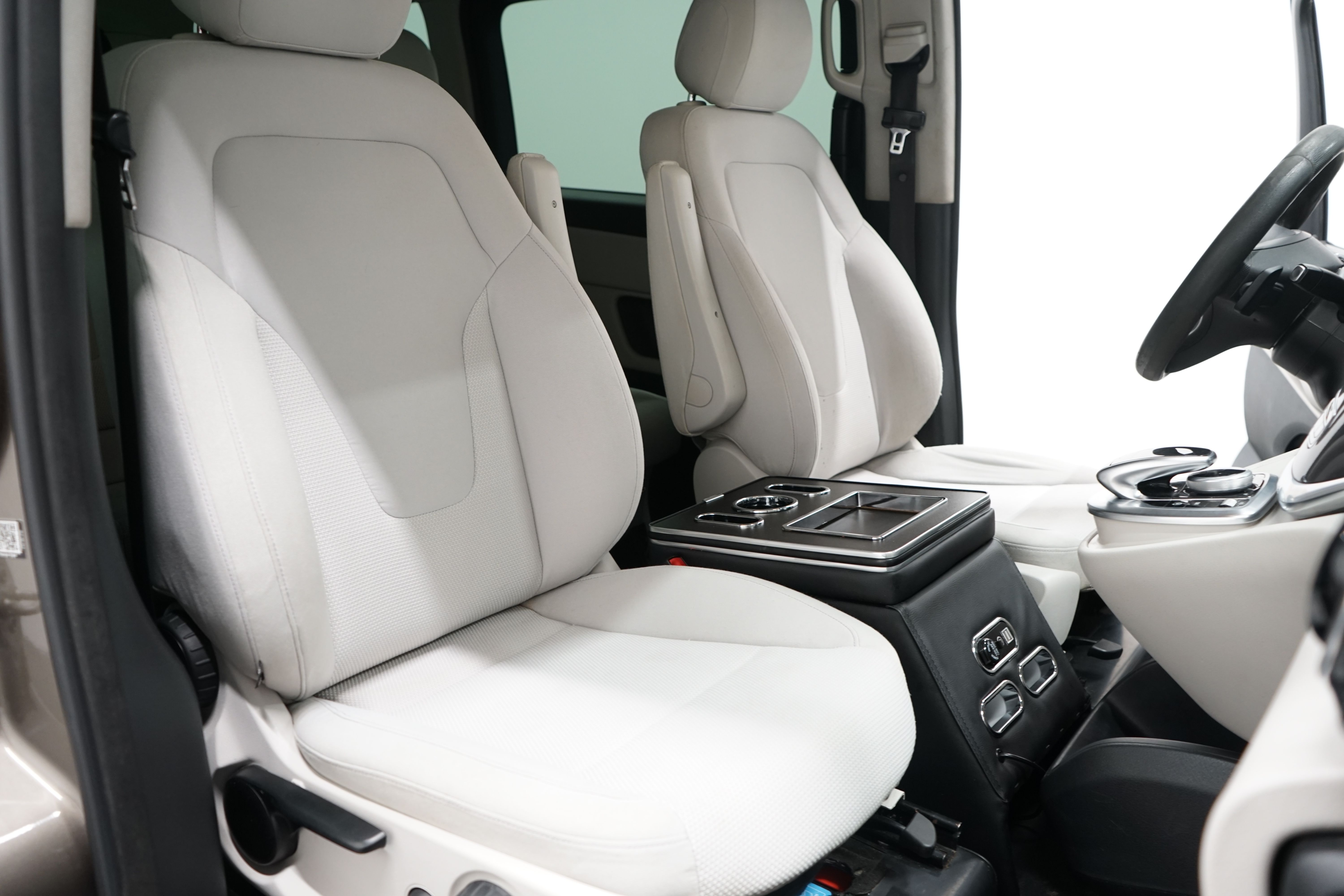 Mercedes-Benz V 2015